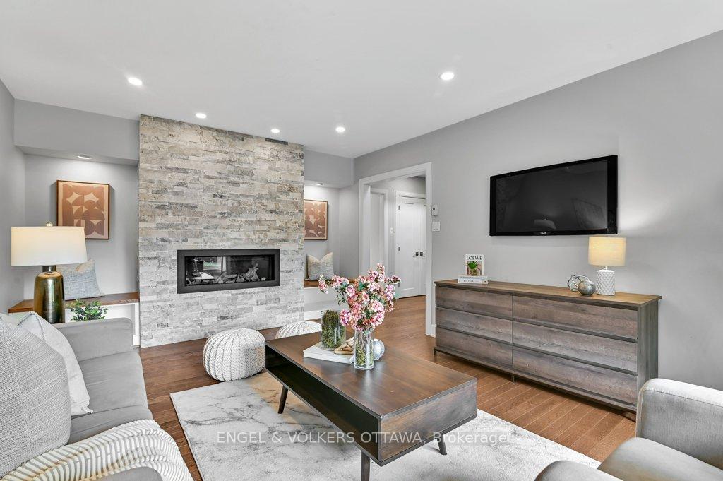 Photo 3 of 960 Arkell Street, Ottawa, Queensway Terrace North — HOMEH