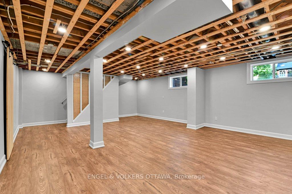 Photo 23 of 960 Arkell Street, Ottawa, Queensway Terrace North — HOMEH