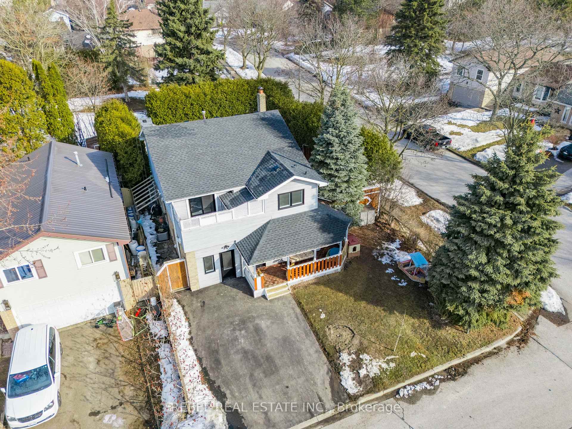 Photo 2 of 2 Bettley Court, Whitby, Pringle Creek — HOMEH