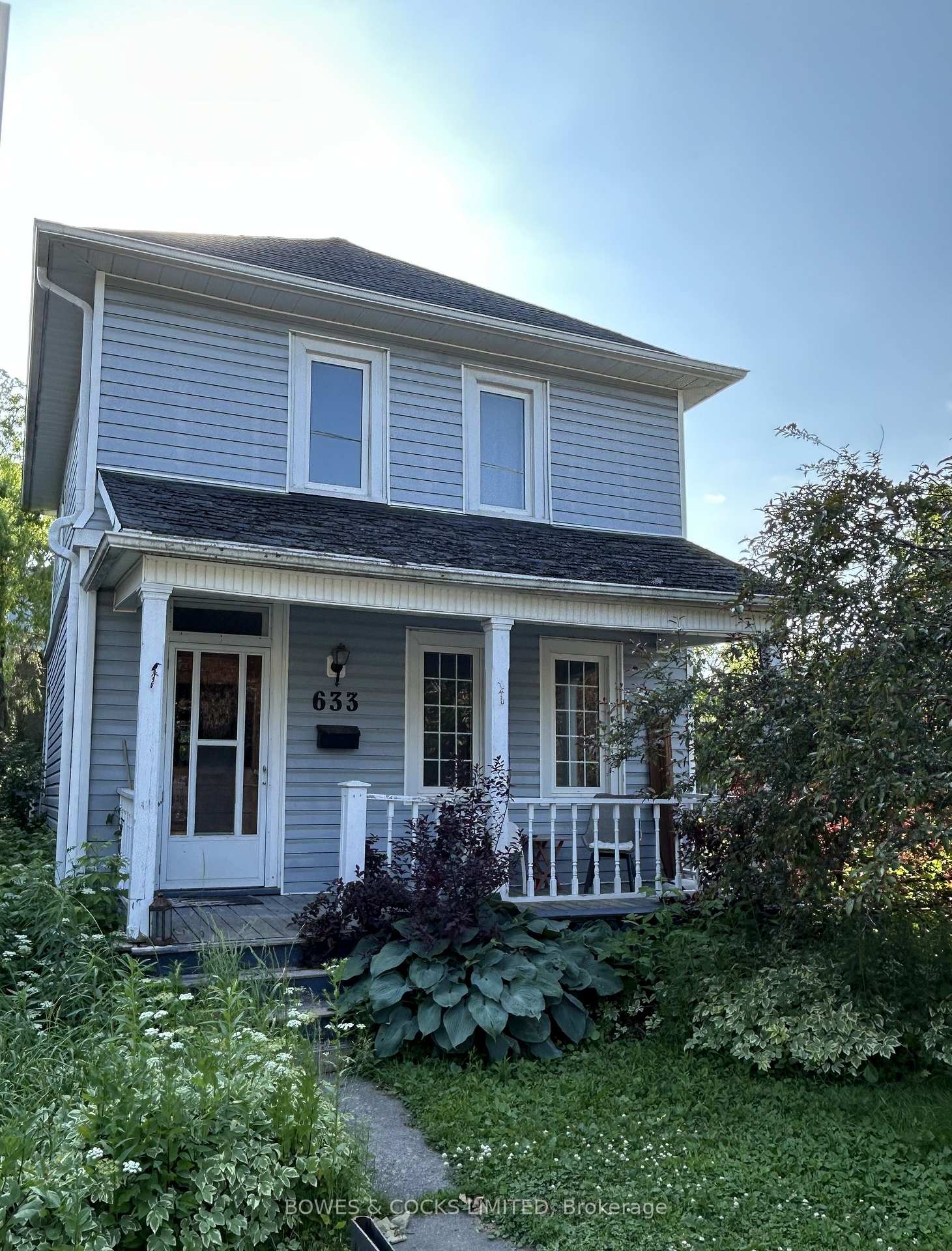 Front of 633 Downie Street