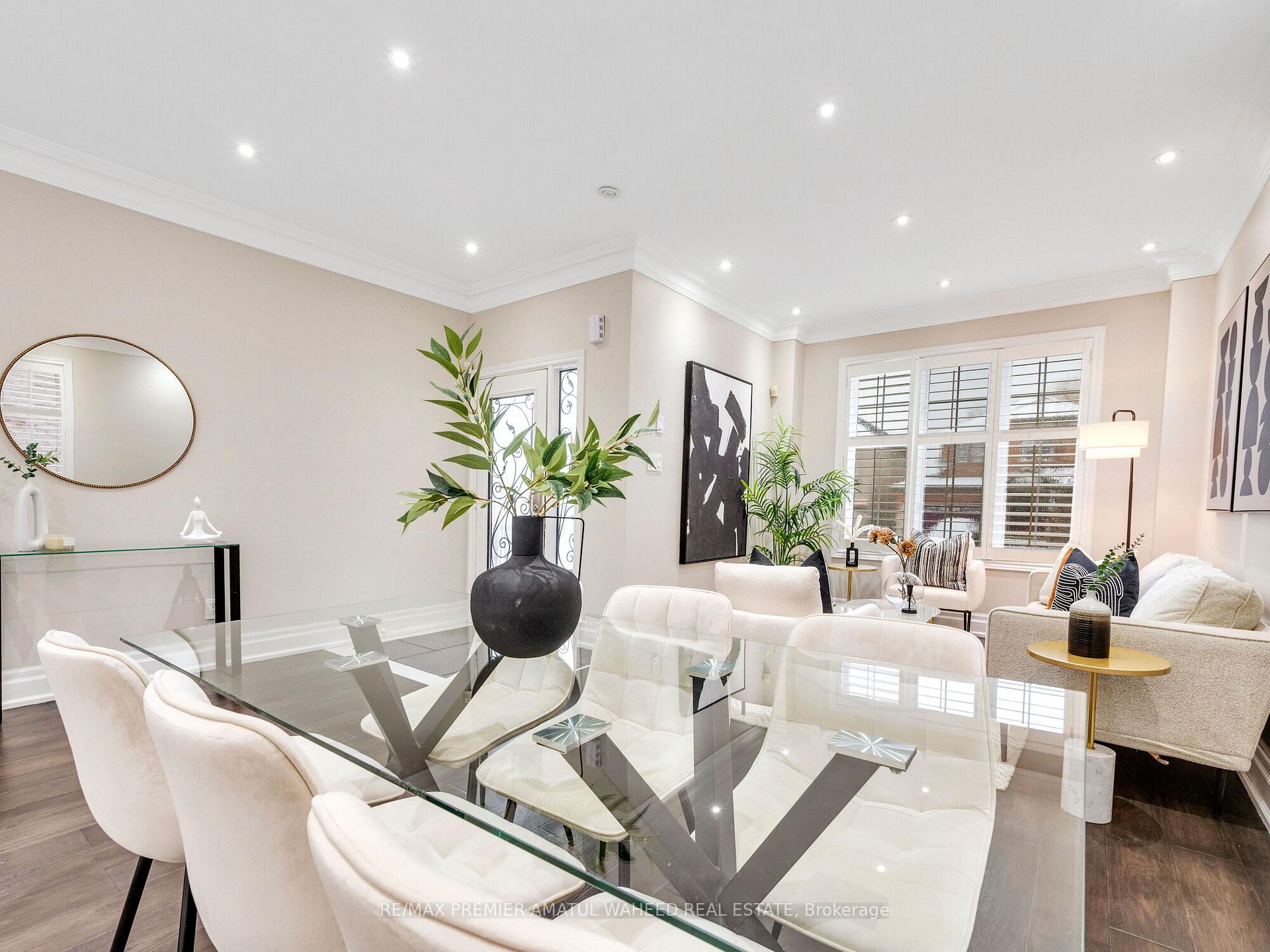 Photo 11 of 236 Vellore Woods Boulevard, Vaughan, Vellore Village — HOMEH