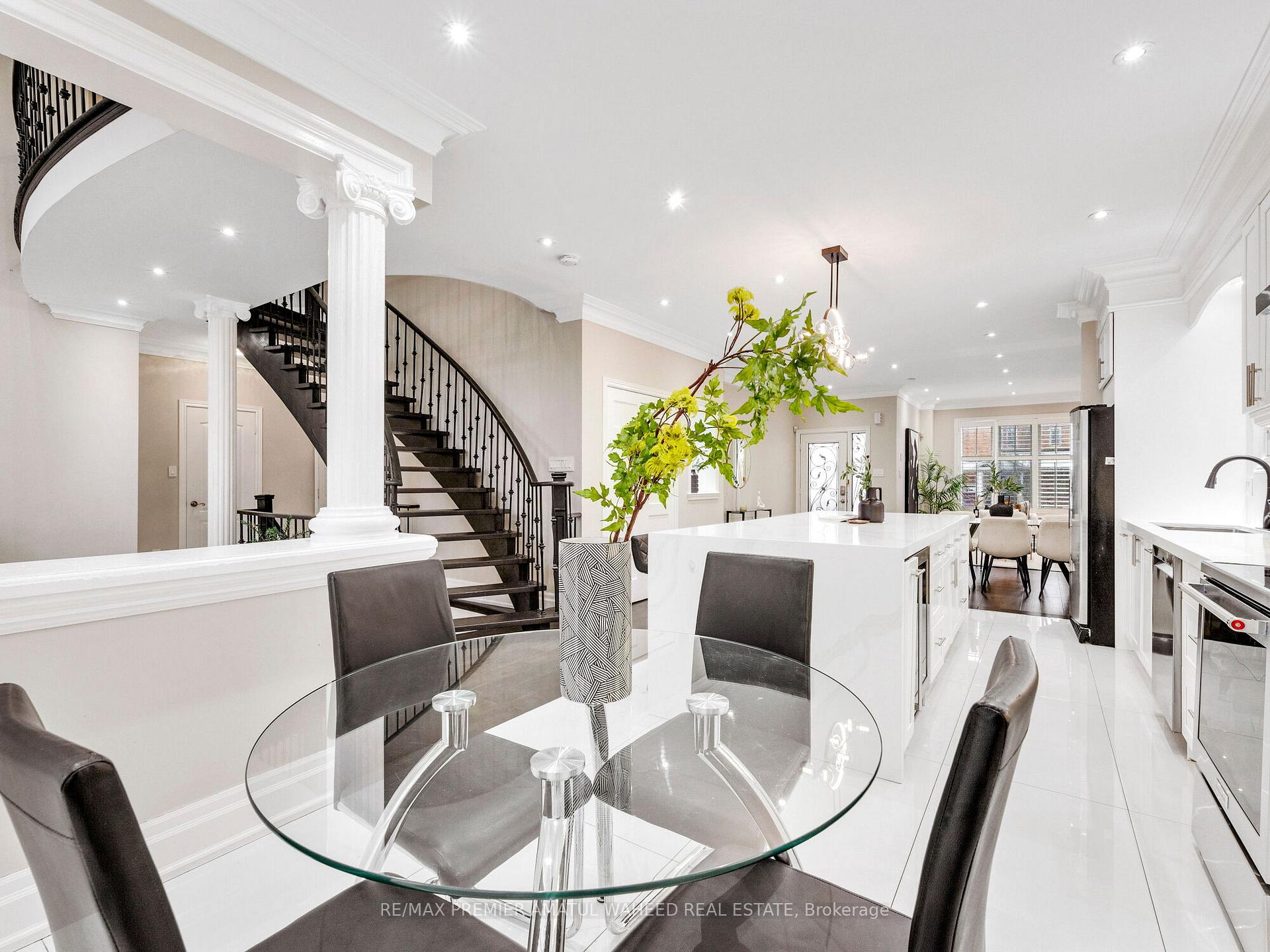 Photo 14 of 236 Vellore Woods Boulevard, Vaughan, Vellore Village — HOMEH