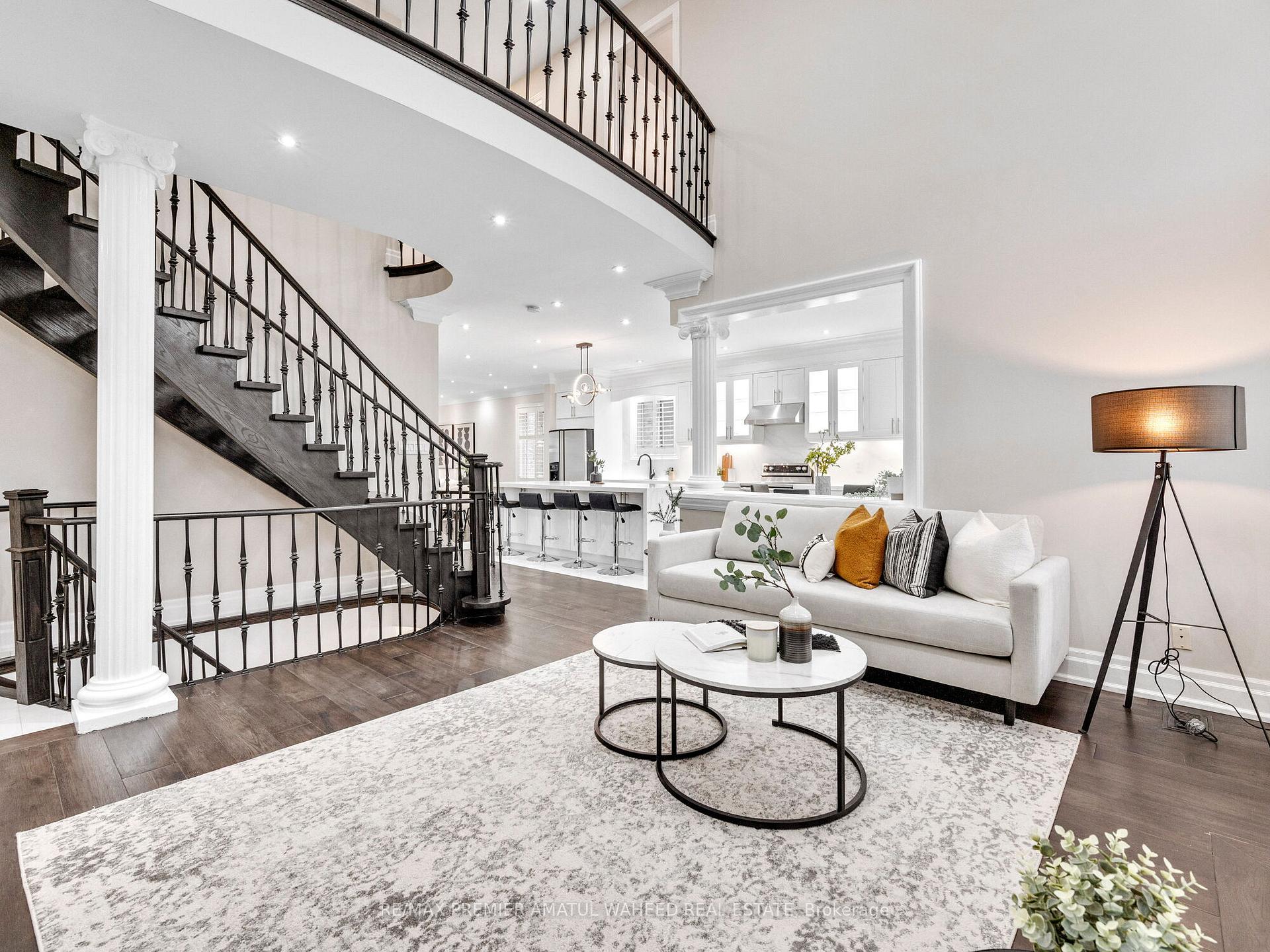 Photo 18 of 236 Vellore Woods Boulevard, Vaughan, Vellore Village — HOMEH