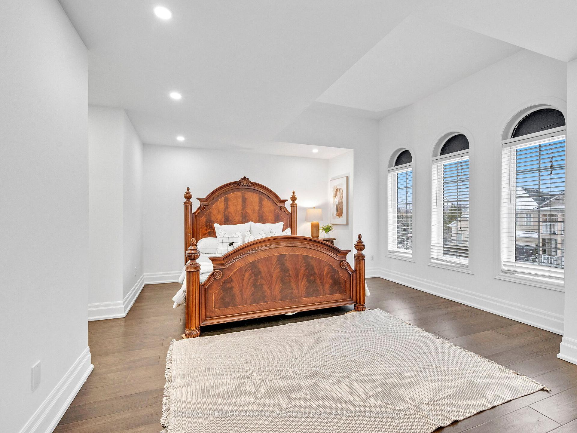 Photo 23 of 236 Vellore Woods Boulevard, Vaughan, Vellore Village — HOMEH