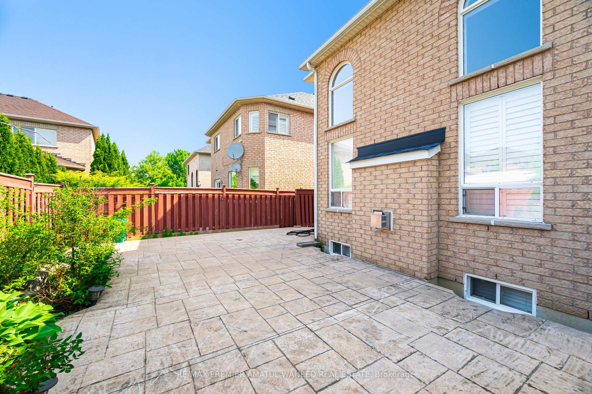 Photo 48 of 236 Vellore Woods Boulevard, Vaughan, Vellore Village — HOMEH