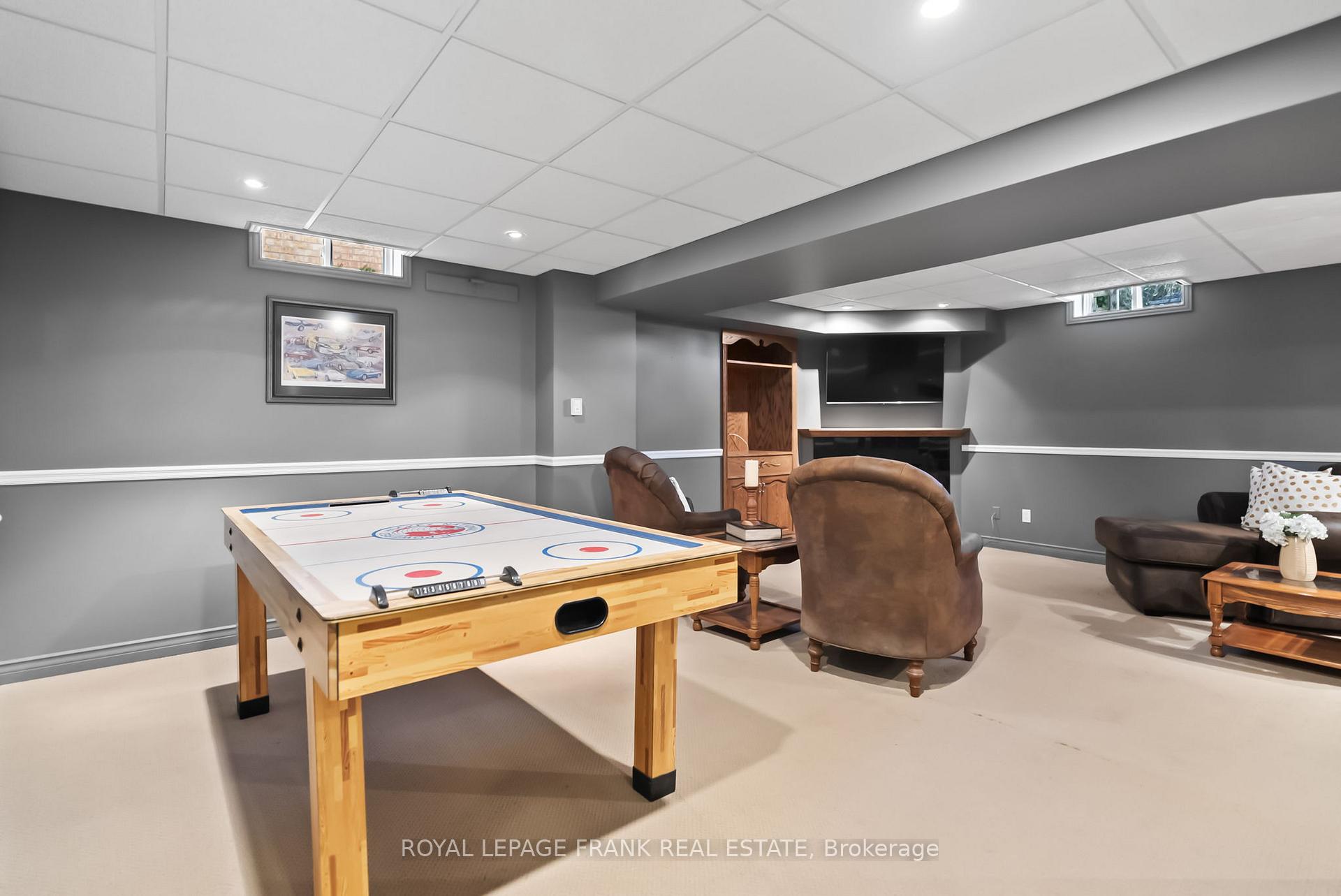 Photo 31 of 148 Niagara Drive, Oshawa, Samac — HOMEH