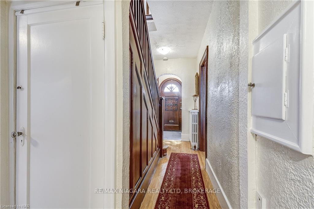 Photo 17 of 6 Highland Gardens, Welland, Prince Charles — HOMEH