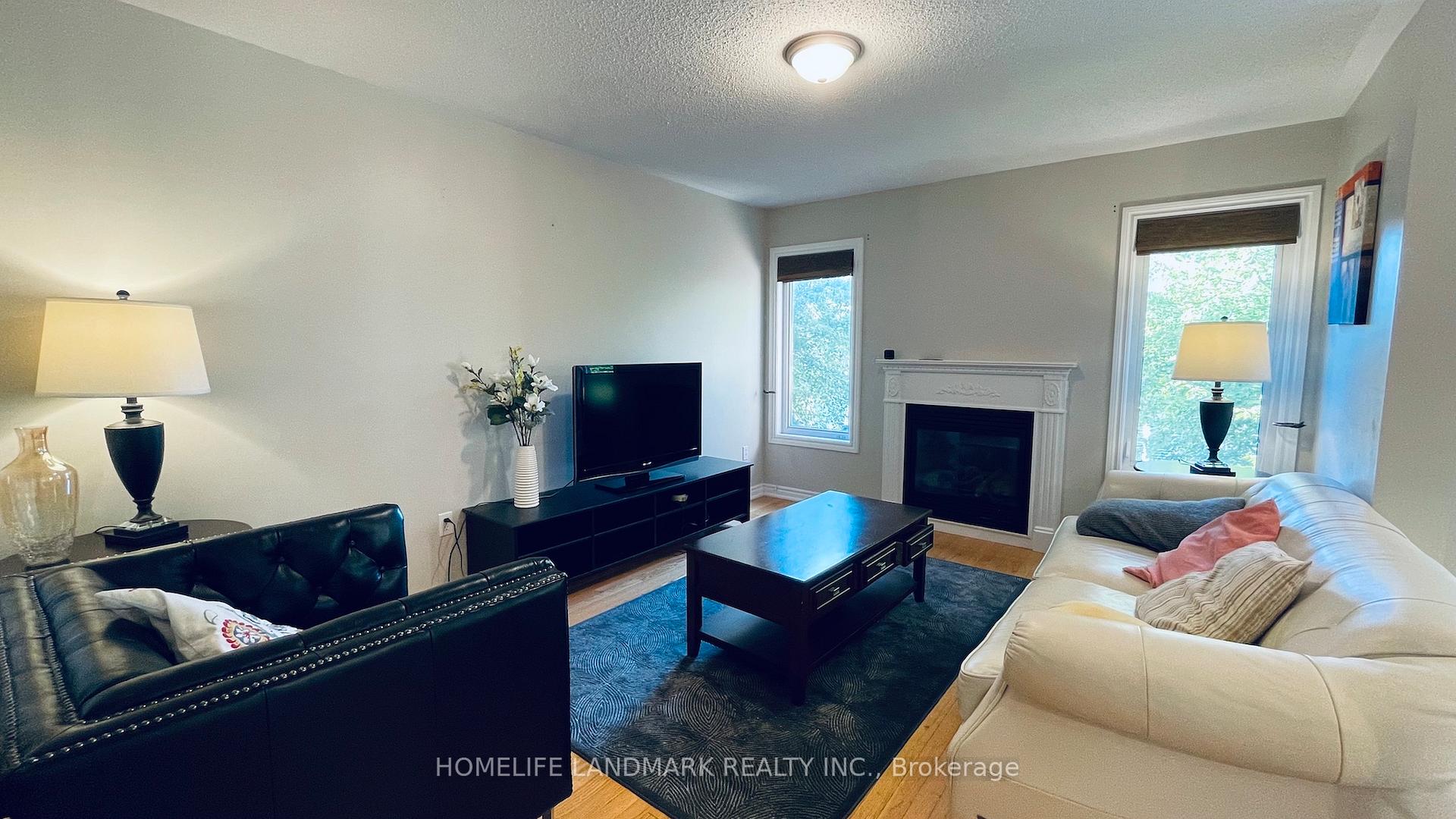 Photo 5 of 18 Lewis Honey Drive, Aurora, Bayview Northeast — HOMEH