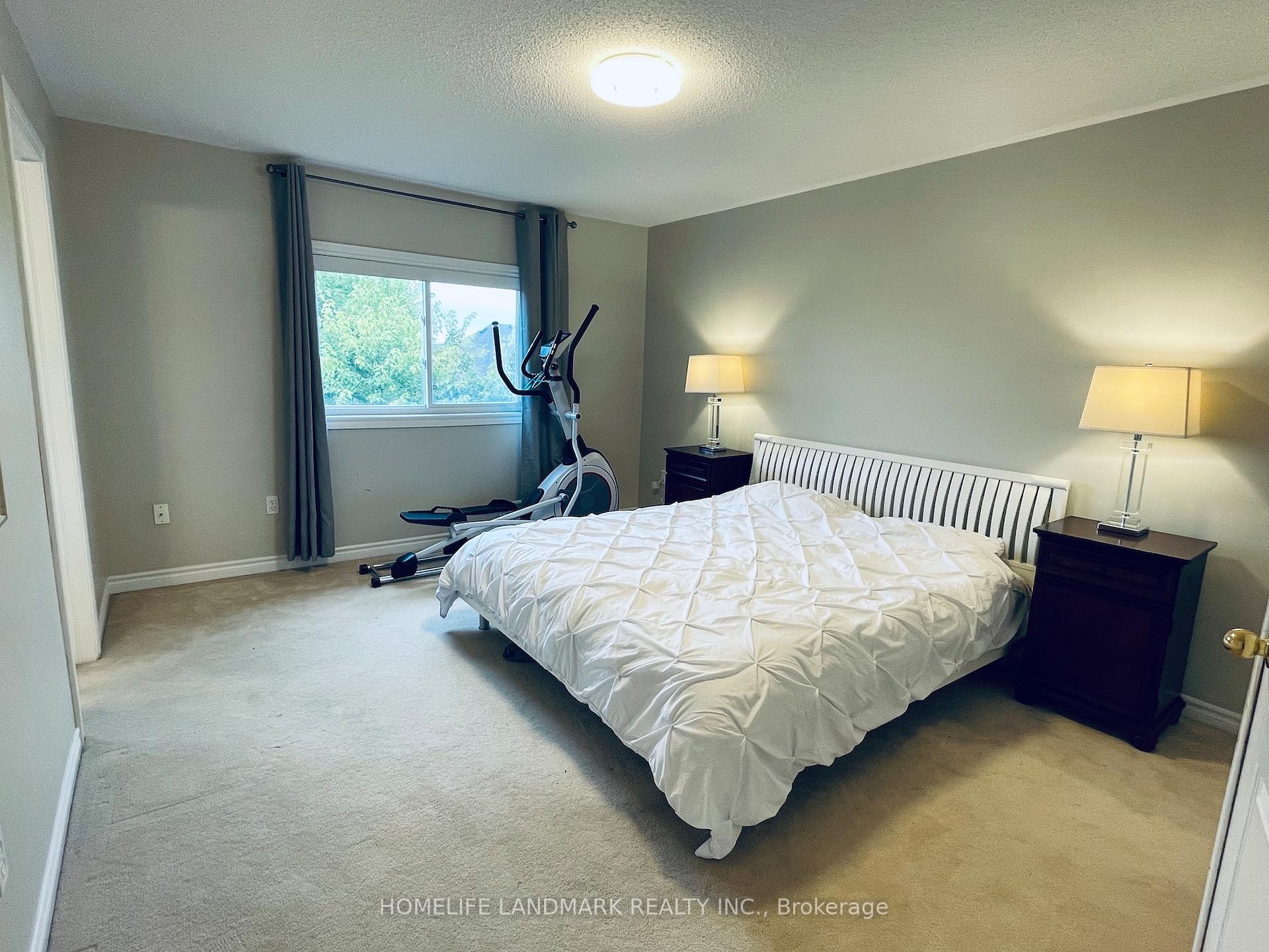 Photo 8 of 18 Lewis Honey Drive, Aurora, Bayview Northeast — HOMEH