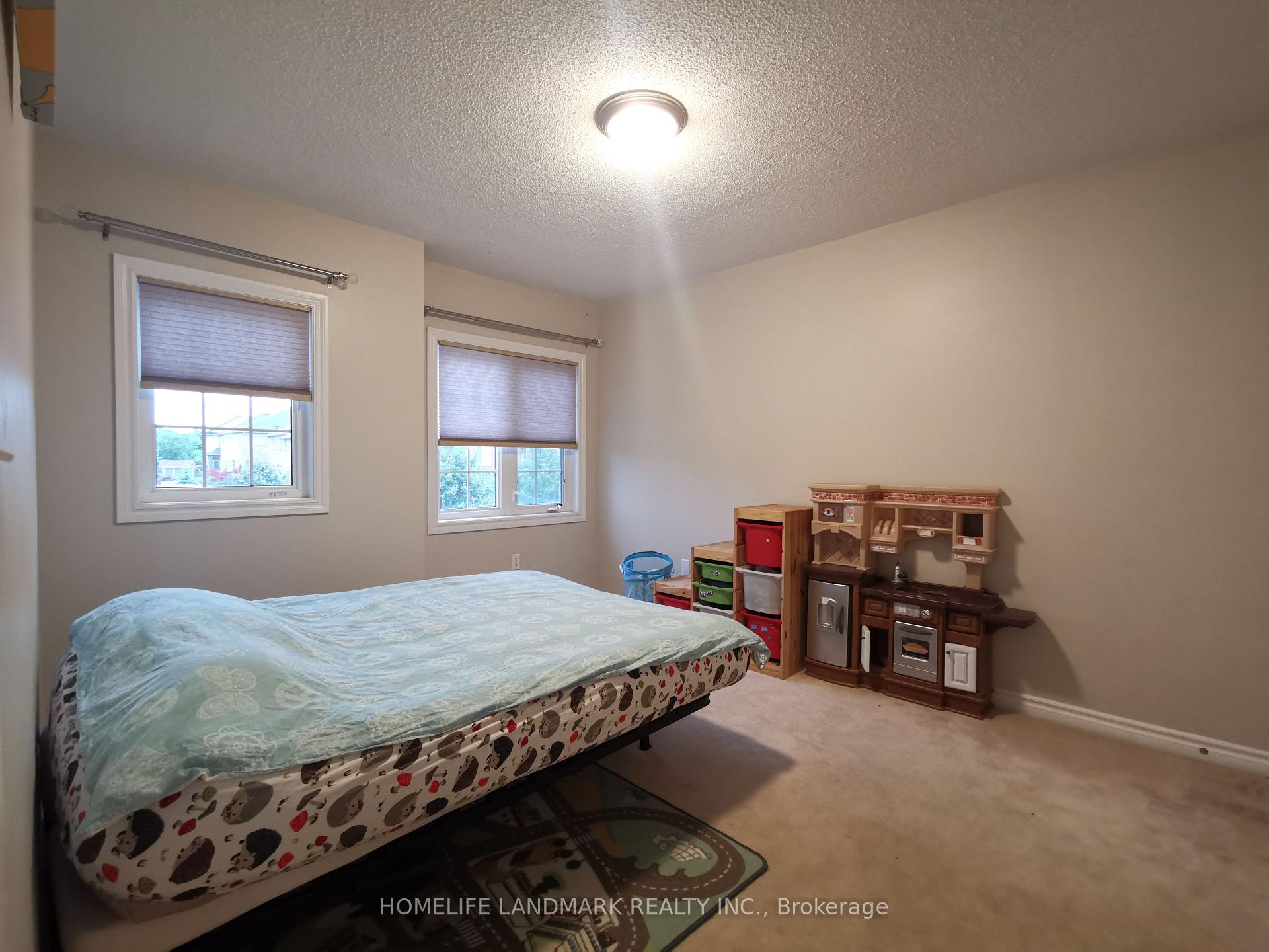 Photo 16 of 18 Lewis Honey Drive, Aurora, Bayview Northeast — HOMEH