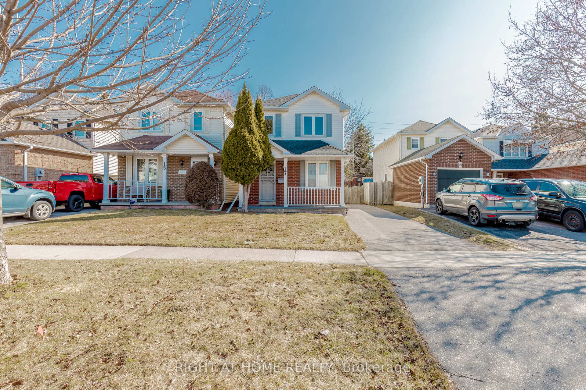 Front of 17 Overbank Drive