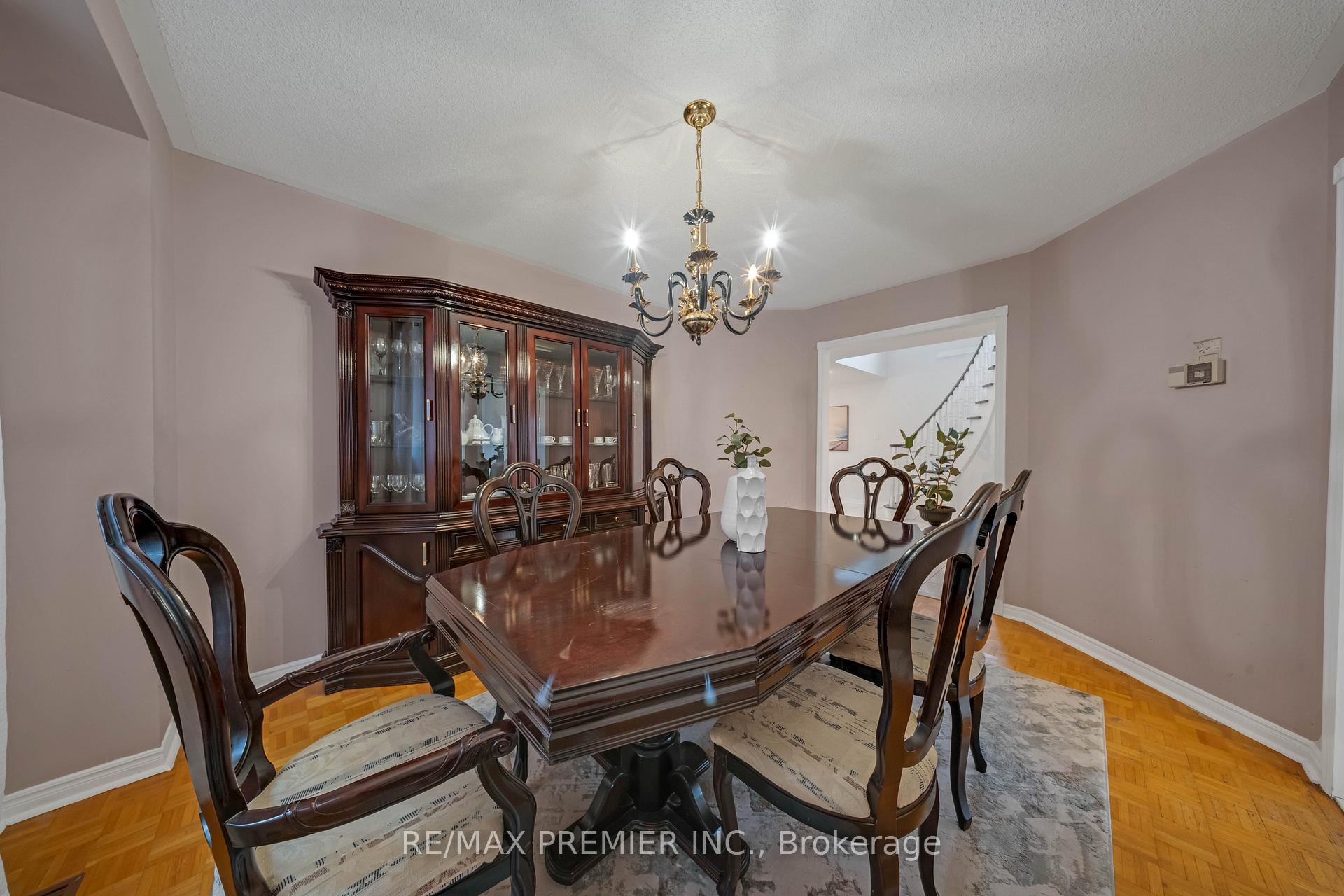 Photo 15 of 173 Andy Crescent, Vaughan, Elder Mills — HOMEH