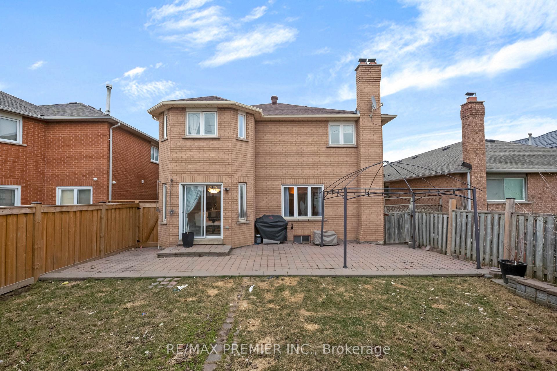 Photo 33 of 173 Andy Crescent, Vaughan, Elder Mills — HOMEH
