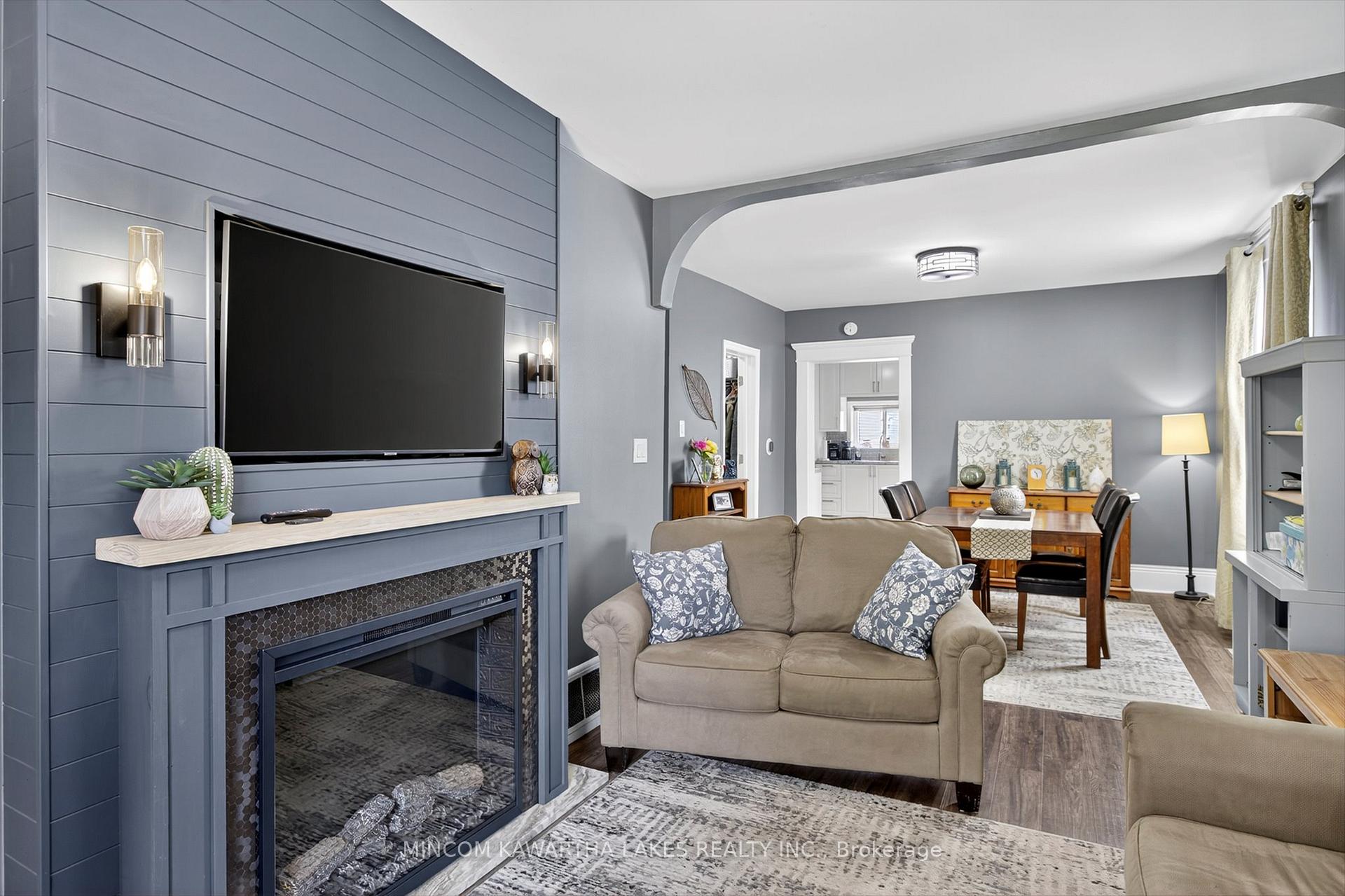 Photo 5 of 644 Lundys Lane, Peterborough, Otonabee Ward 1 — HOMEH