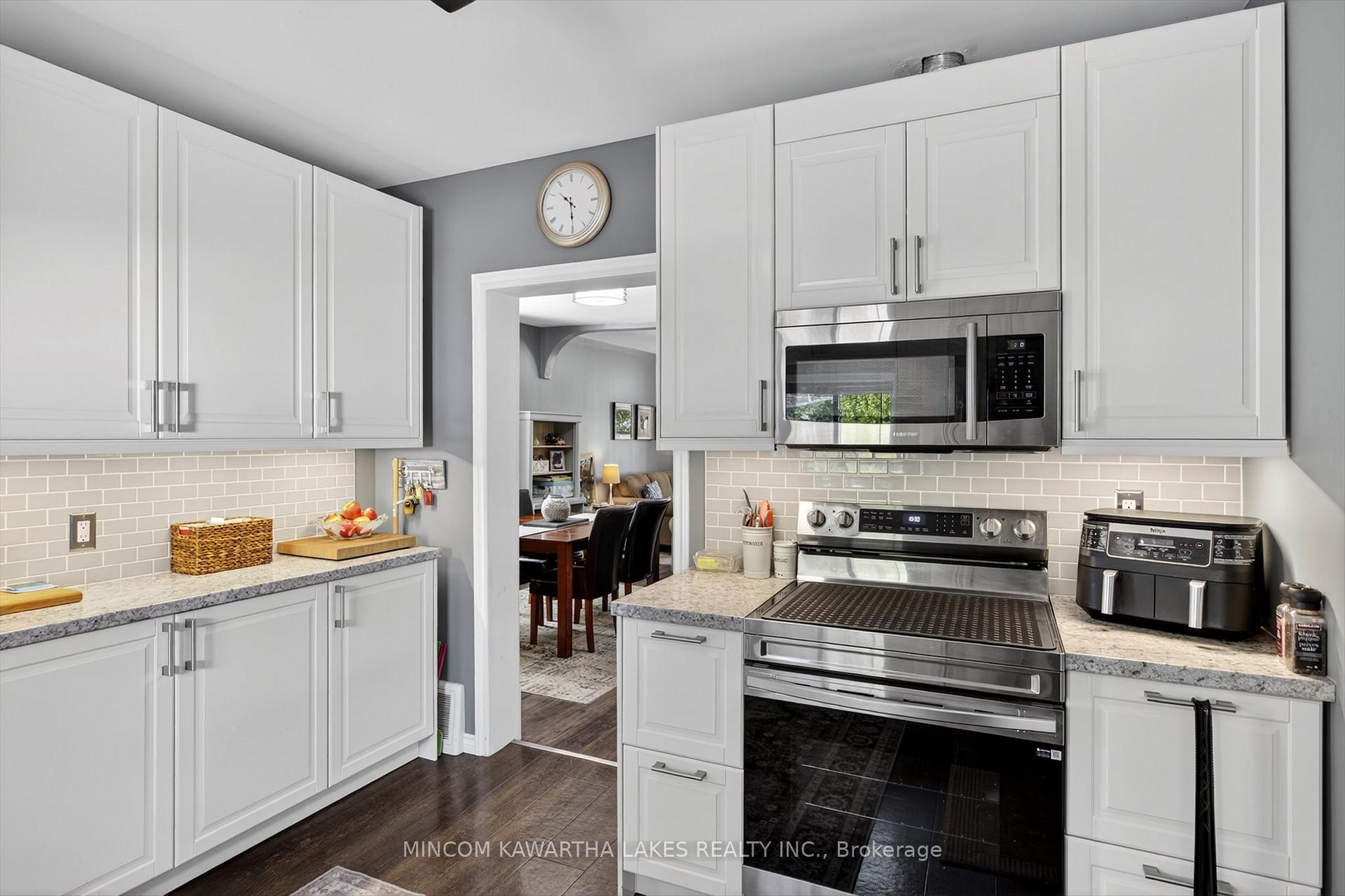 Photo 10 of 644 Lundys Lane, Peterborough, Otonabee Ward 1 — HOMEH