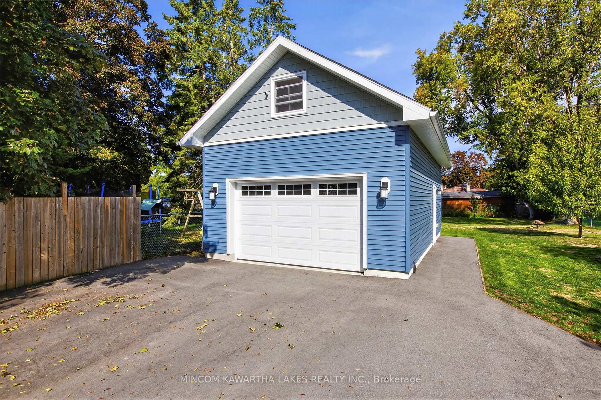 Photo 29 of 644 Lundys Lane, Peterborough, Otonabee Ward 1 — HOMEH