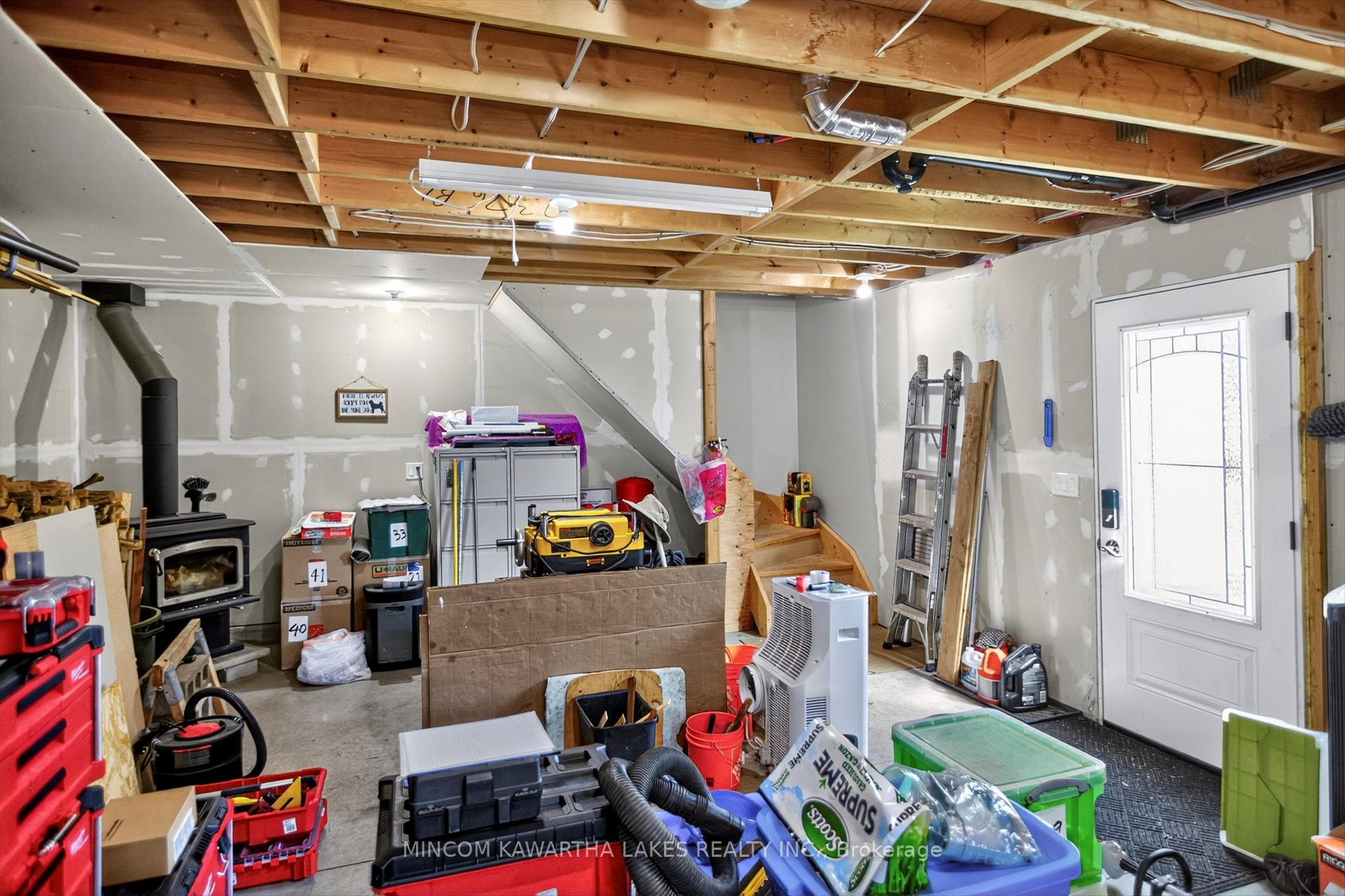 Photo 31 of 644 Lundys Lane, Peterborough, Otonabee Ward 1 — HOMEH