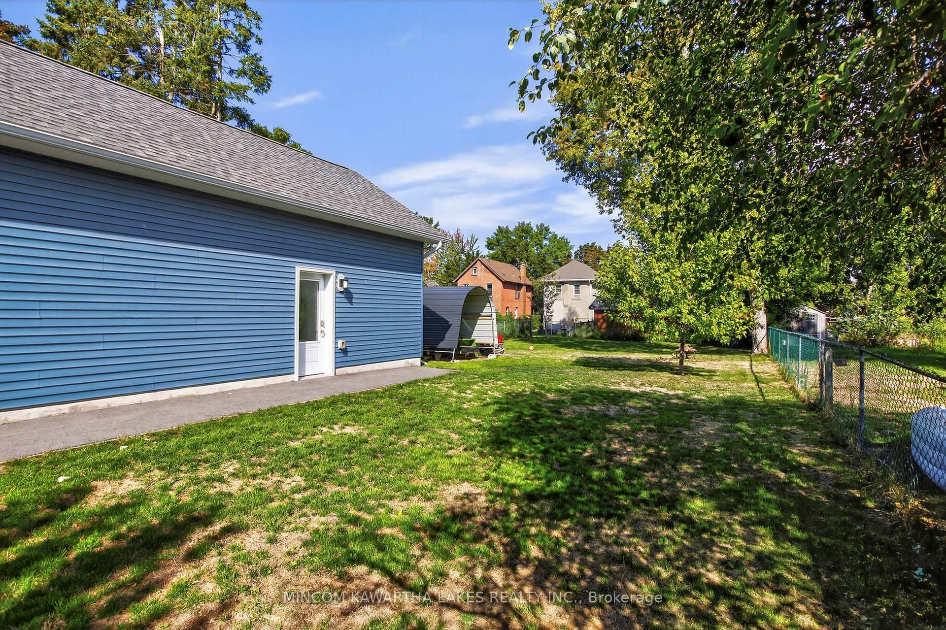 Photo 40 of 644 Lundys Lane, Peterborough, Otonabee Ward 1 — HOMEH