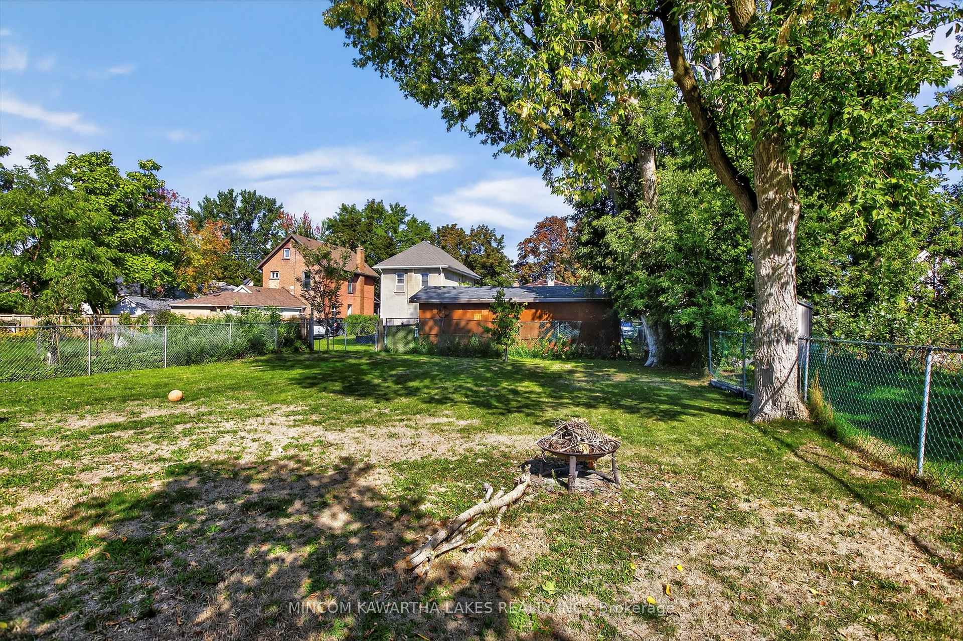 Photo 41 of 644 Lundys Lane, Peterborough, Otonabee Ward 1 — HOMEH