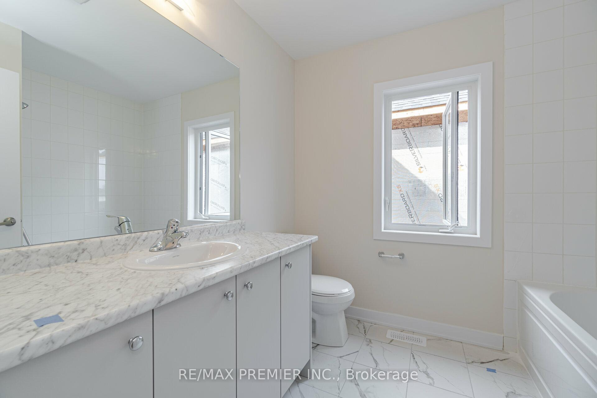 Photo 24 of 286 Forks Road, Welland, Dain City — HOMEH
