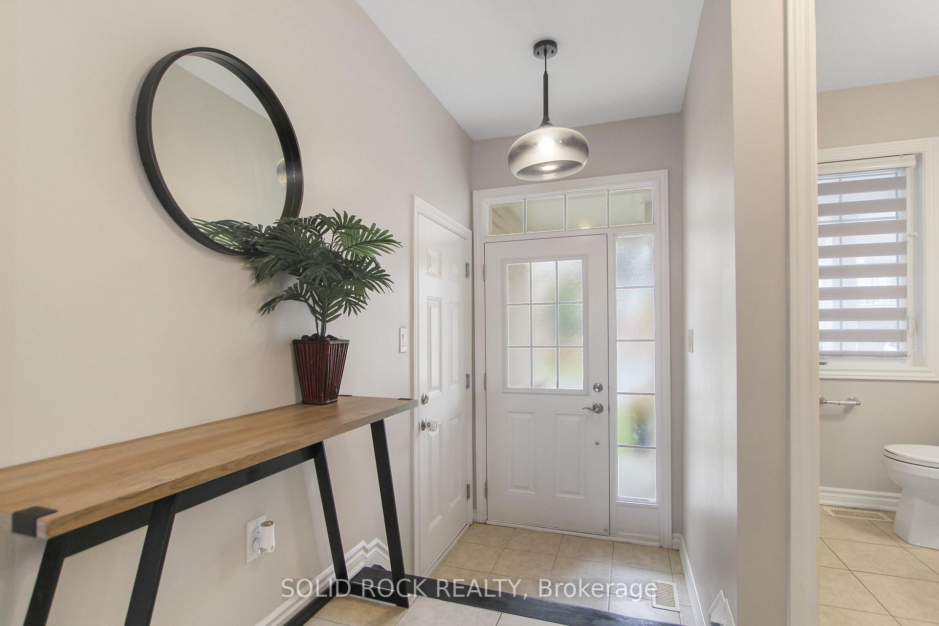 Photo 3 of 306 Sweetfern Crescent, Ottawa, Avalon West — HOMEH