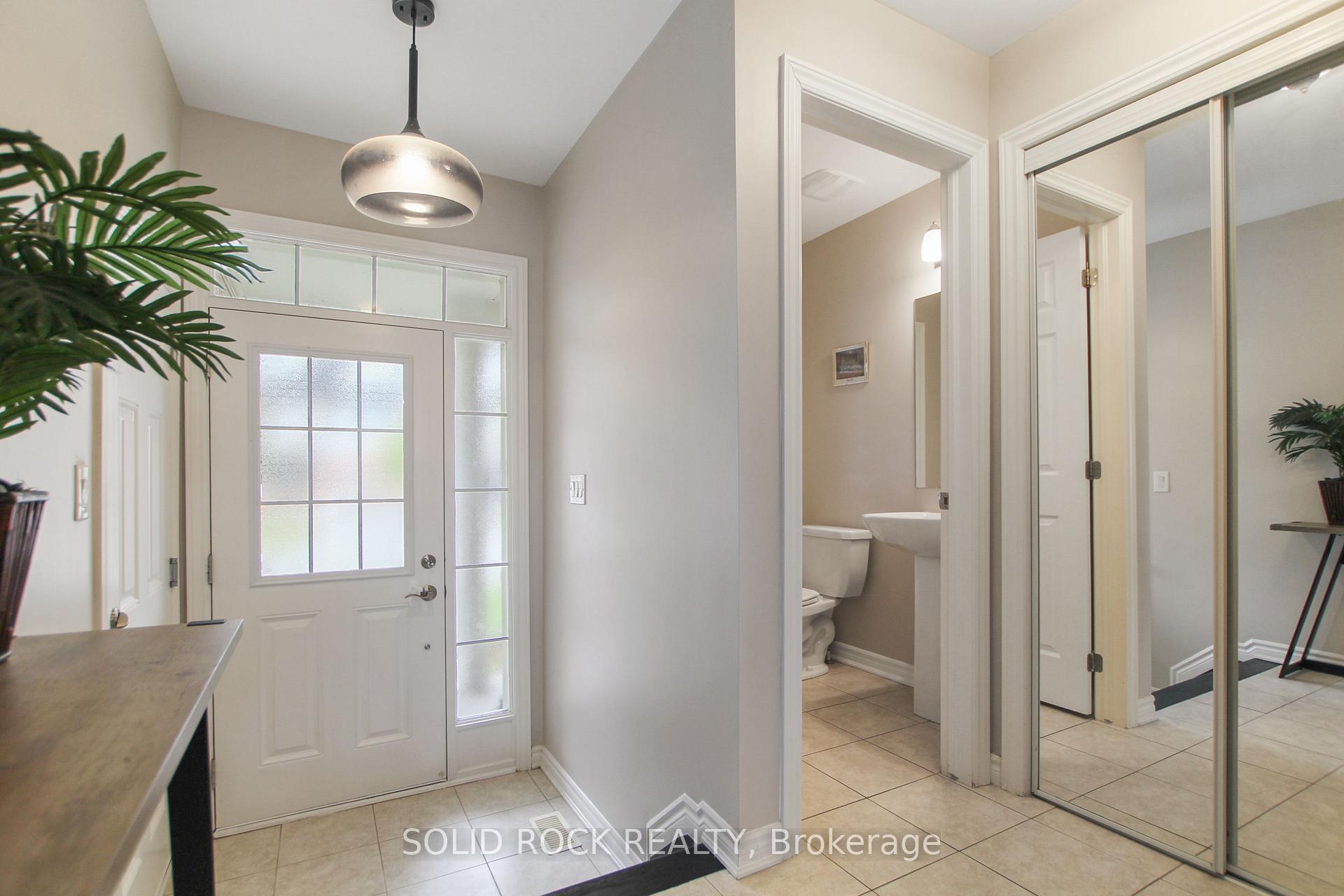 Photo 4 of 306 Sweetfern Crescent, Ottawa, Avalon West — HOMEH