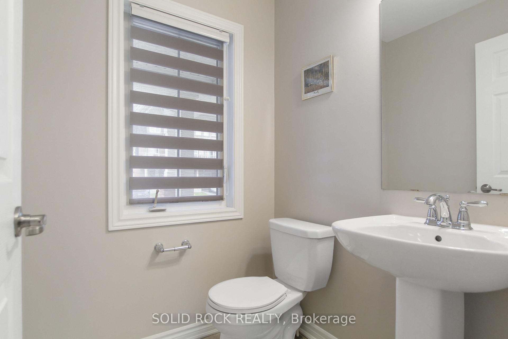 Photo 5 of 306 Sweetfern Crescent, Ottawa, Avalon West — HOMEH