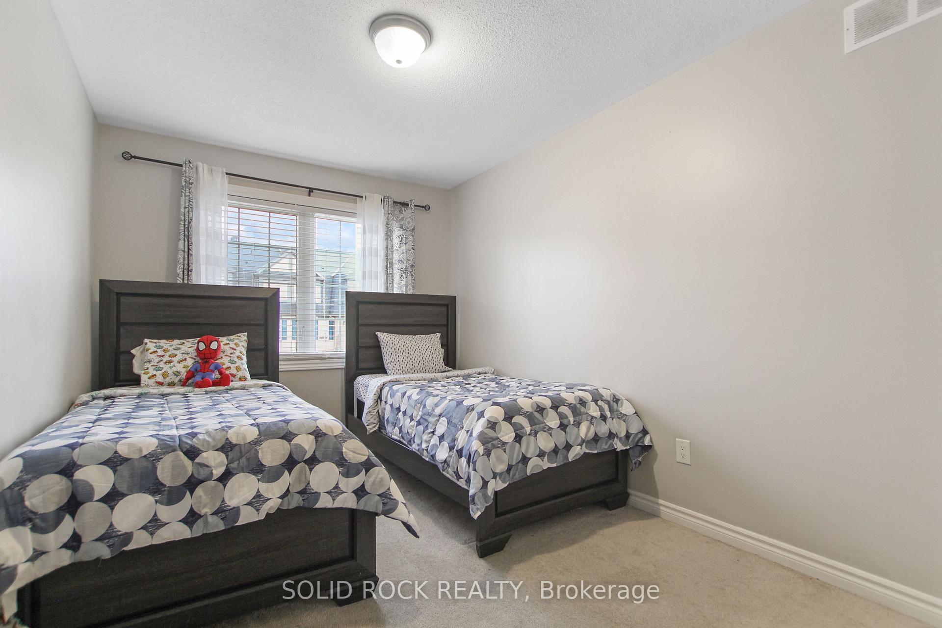 Photo 22 of 306 Sweetfern Crescent, Ottawa, Avalon West — HOMEH