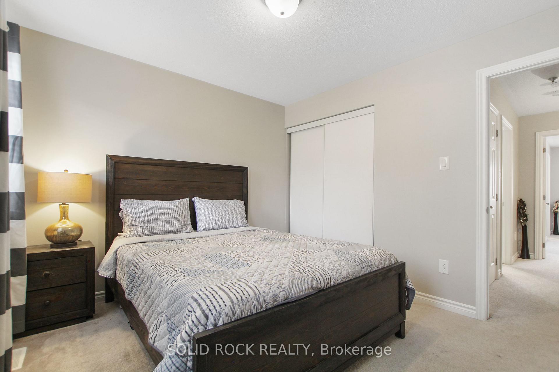 Photo 25 of 306 Sweetfern Crescent, Ottawa, Avalon West — HOMEH