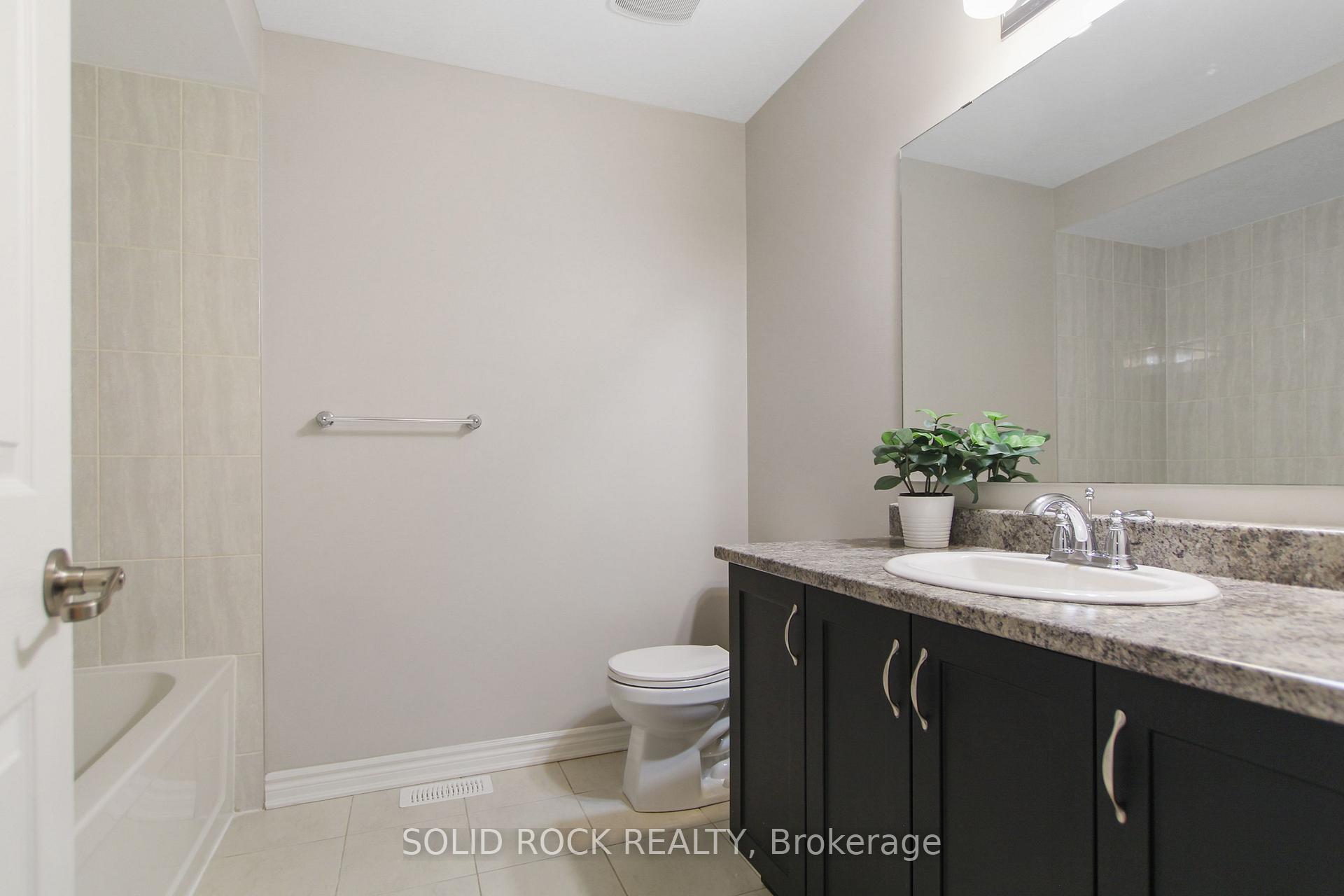 Photo 26 of 306 Sweetfern Crescent, Ottawa, Avalon West — HOMEH