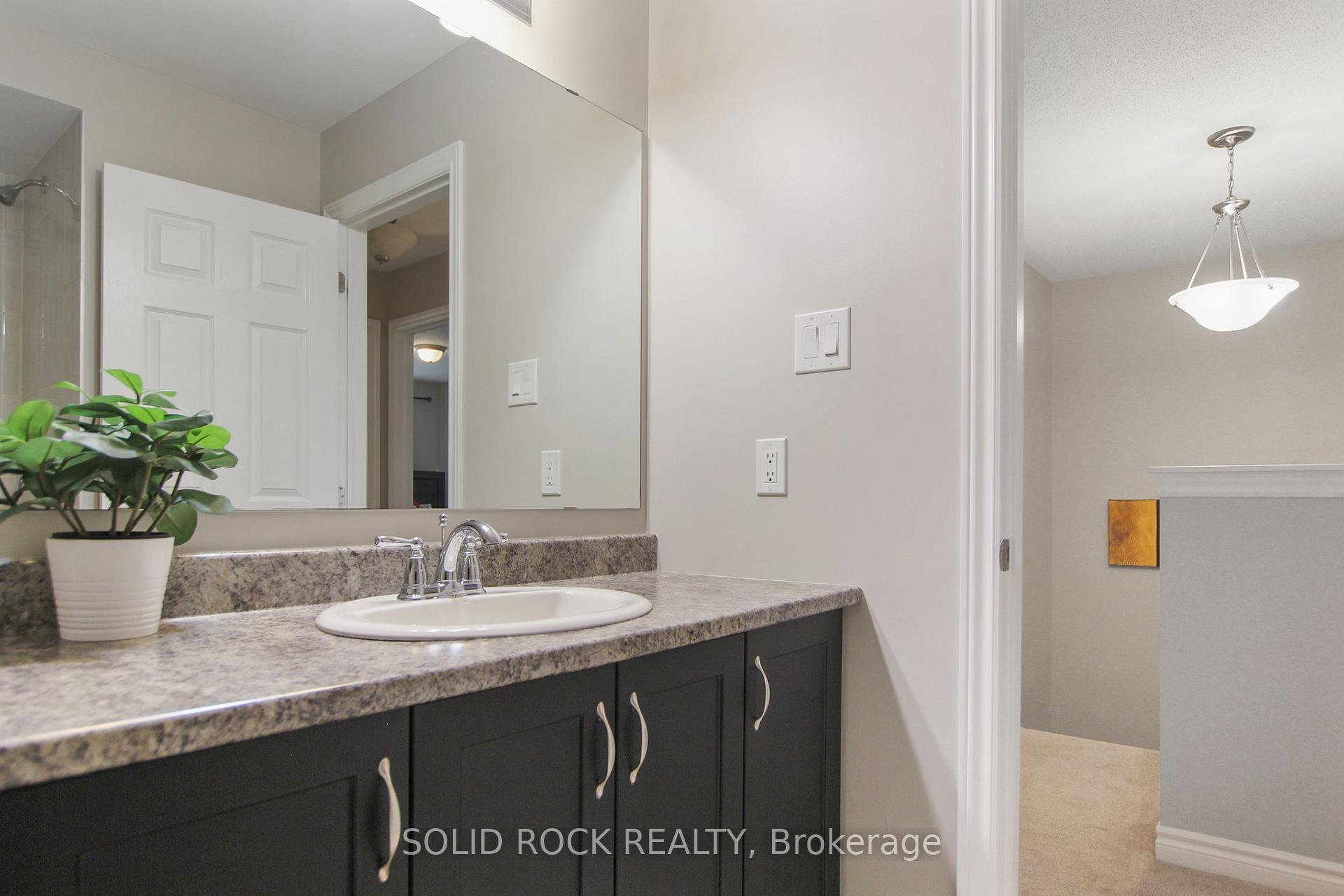 Photo 27 of 306 Sweetfern Crescent, Ottawa, Avalon West — HOMEH