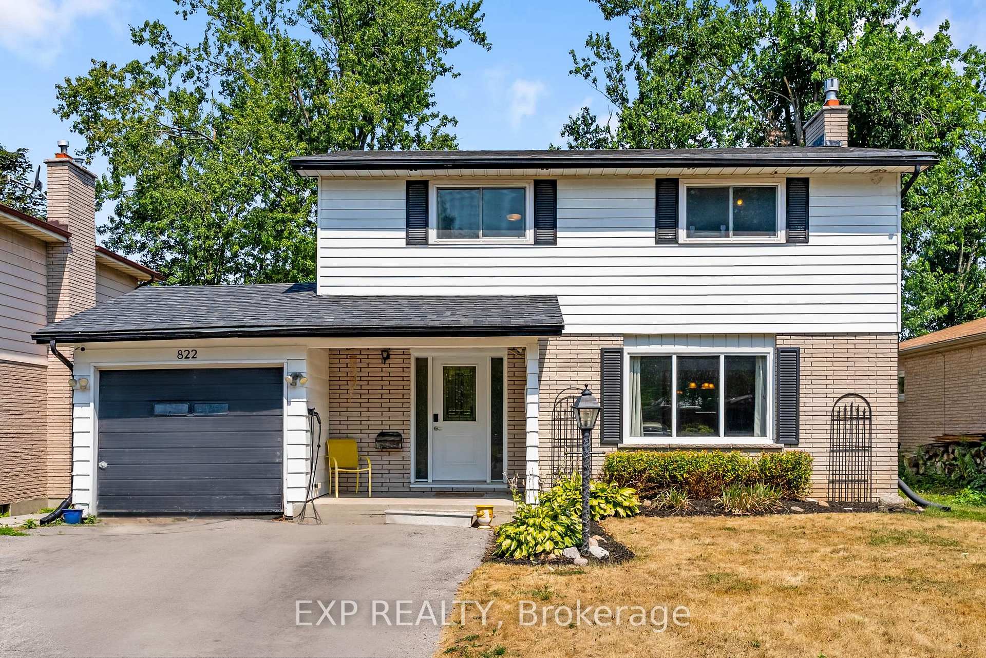 Photo 2 of 822 Foxe Street, Peterborough, Northcrest Ward 5 — HOMEH
