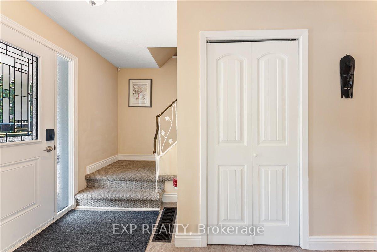 Photo 21 of 822 Foxe Street, Peterborough, Northcrest Ward 5 — HOMEH