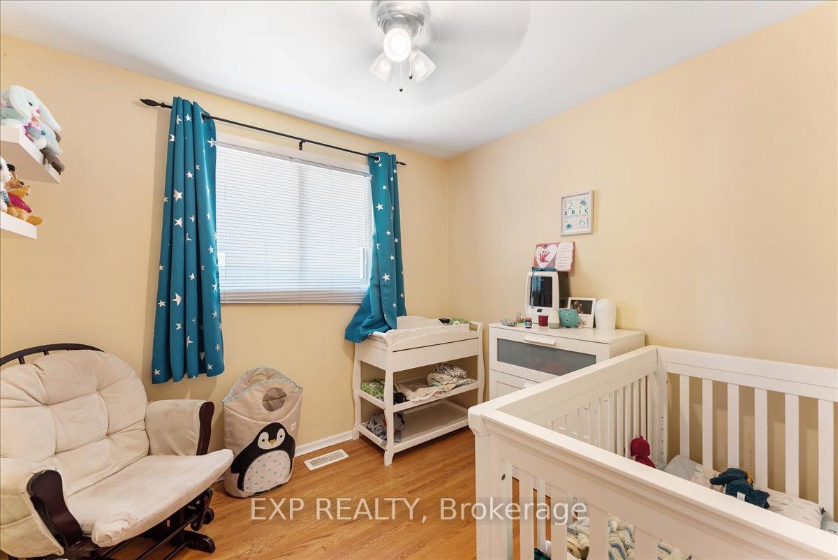 Photo 30 of 822 Foxe Street, Peterborough, Northcrest Ward 5 — HOMEH
