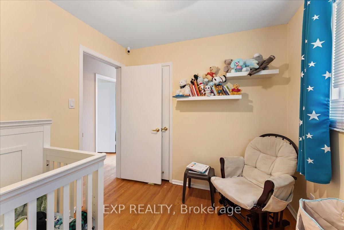 Photo 31 of 822 Foxe Street, Peterborough, Northcrest Ward 5 — HOMEH