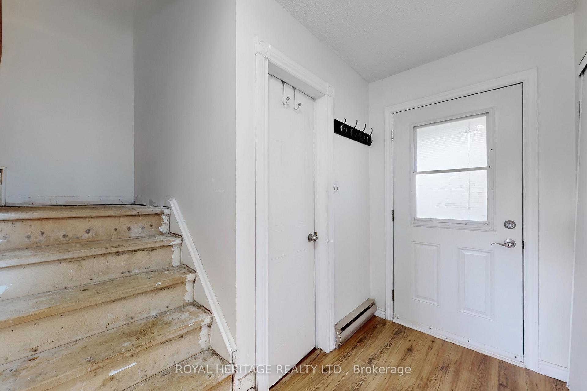 Photo 10 of 1544 Norwill Crescent, Oshawa, Samac — HOMEH