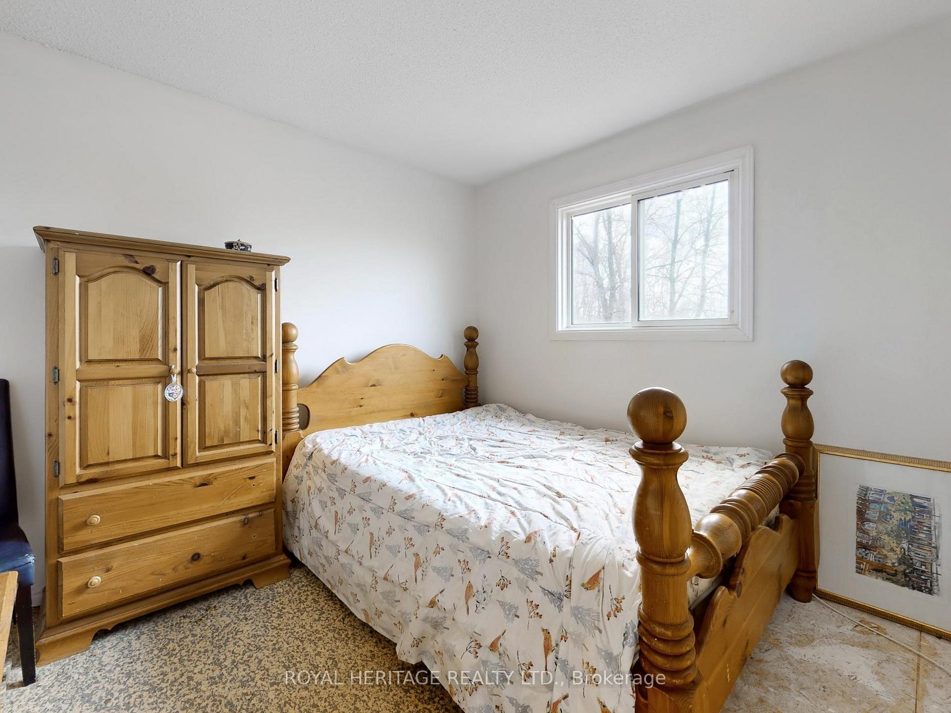 Photo 12 of 1544 Norwill Crescent, Oshawa, Samac — HOMEH