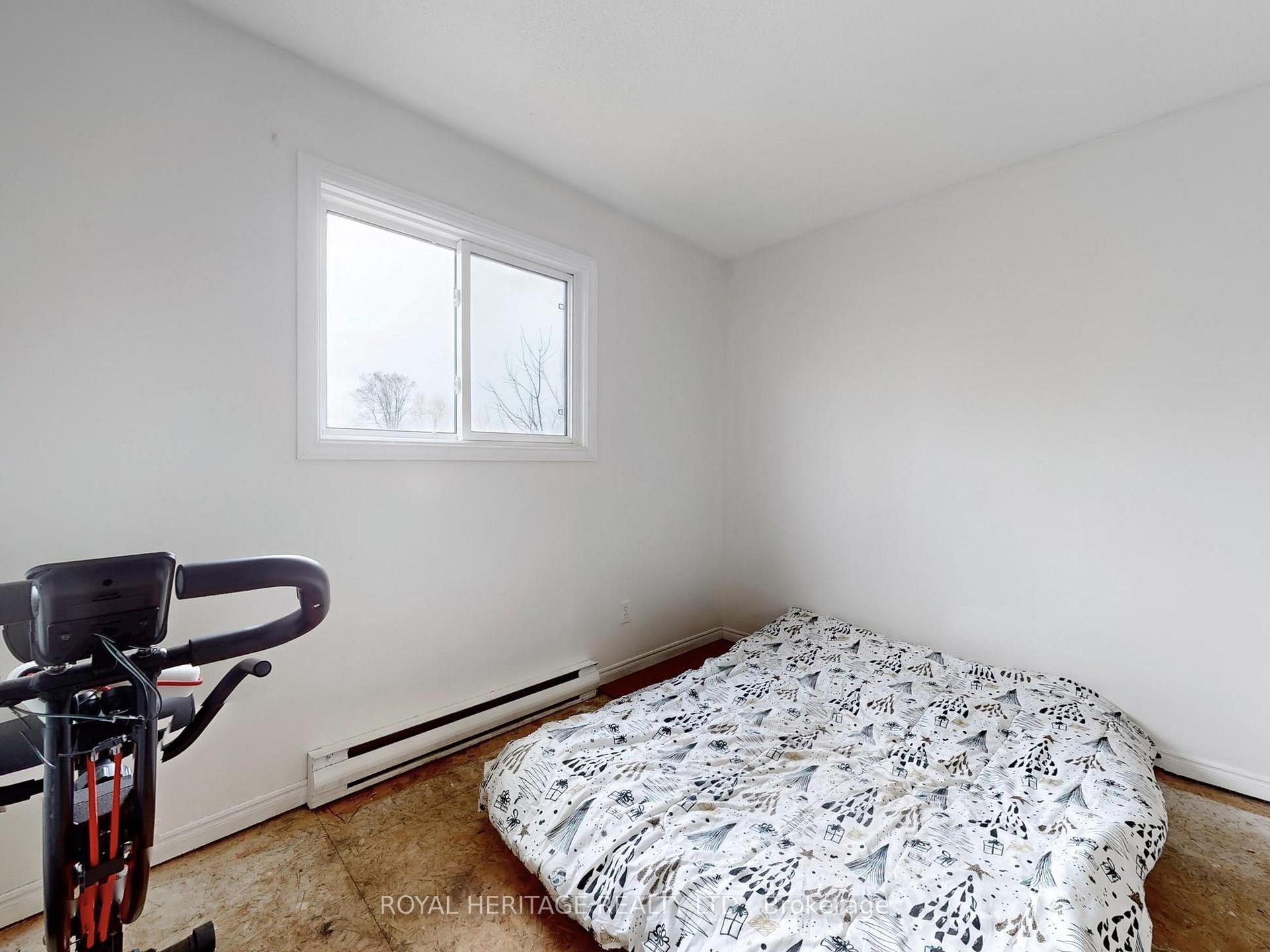 Photo 13 of 1544 Norwill Crescent, Oshawa, Samac — HOMEH