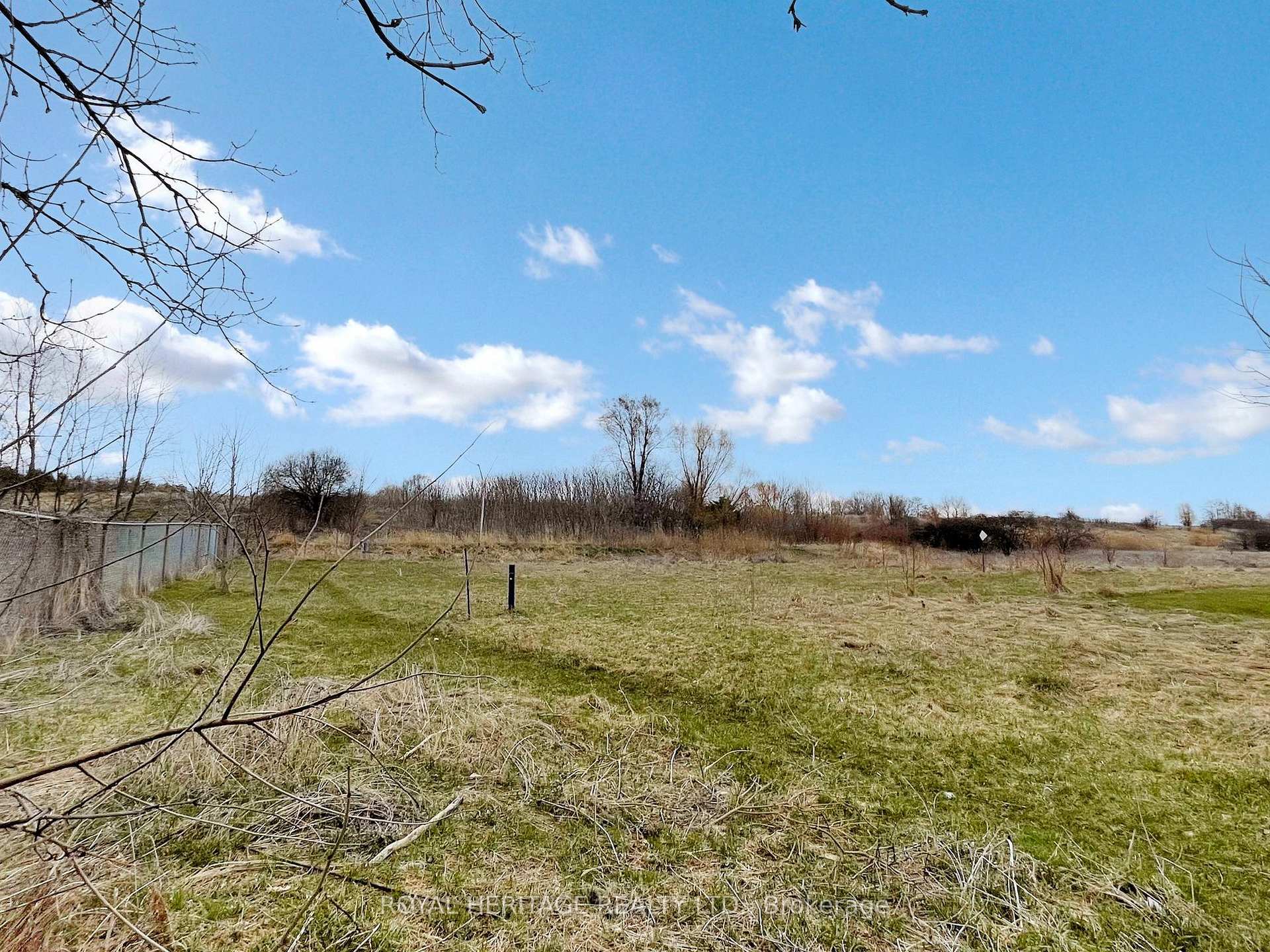 Photo 23 of 1544 Norwill Crescent, Oshawa, Samac — HOMEH