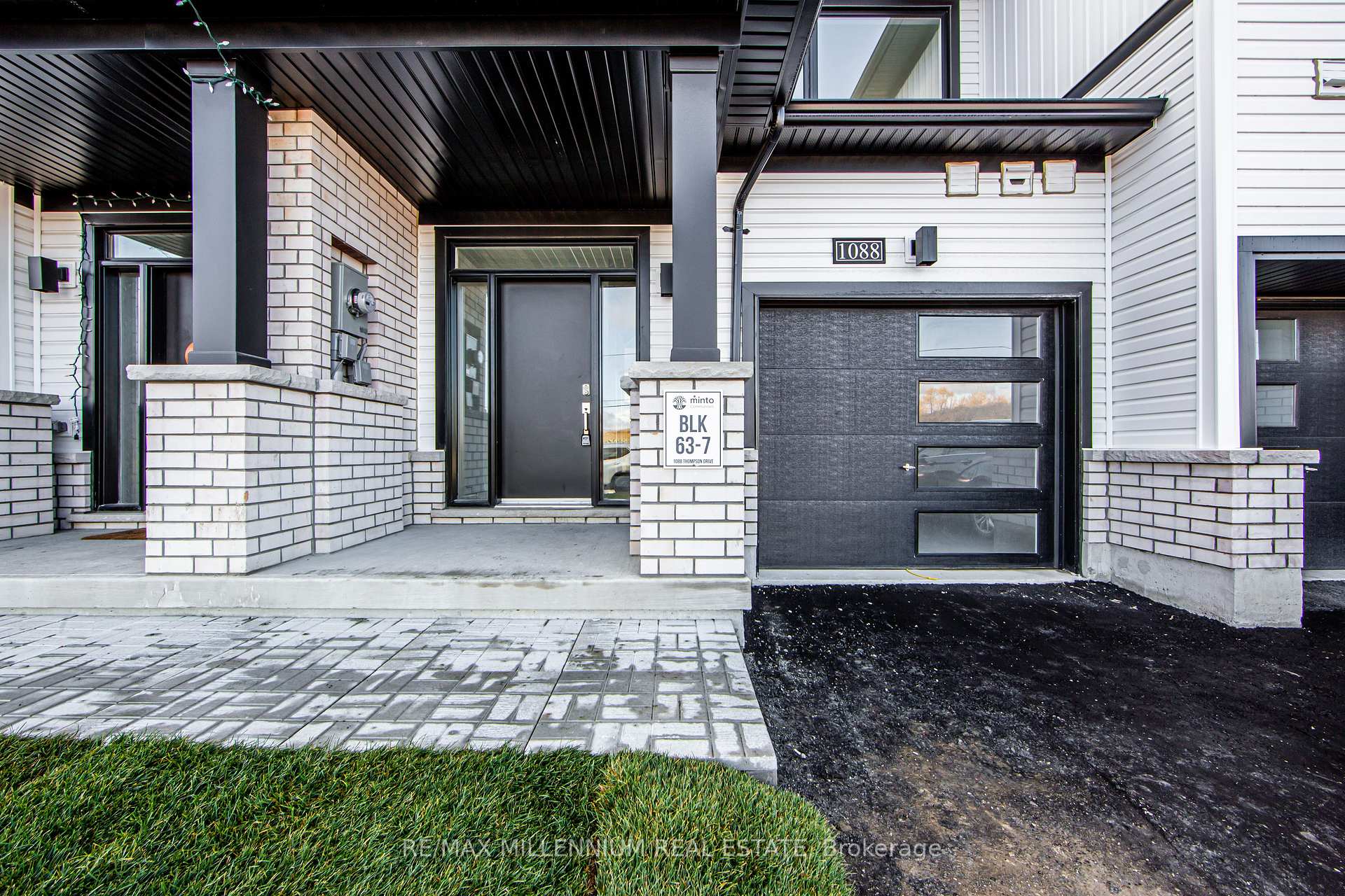 Photo 2 of 1088 Thompson Drive N, Oshawa, Kedron — HOMEH