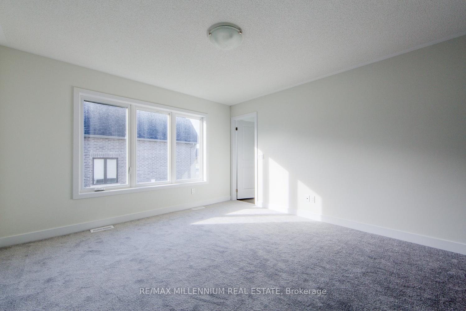 Photo 20 of 1088 Thompson Drive N, Oshawa, Kedron — HOMEH
