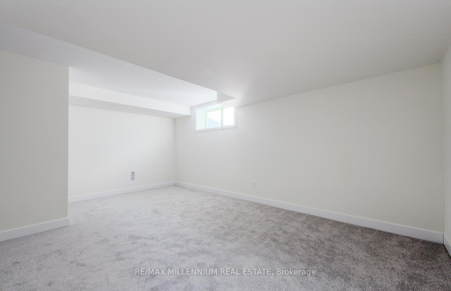 Photo 23 of 1088 Thompson Drive N, Oshawa, Kedron — HOMEH