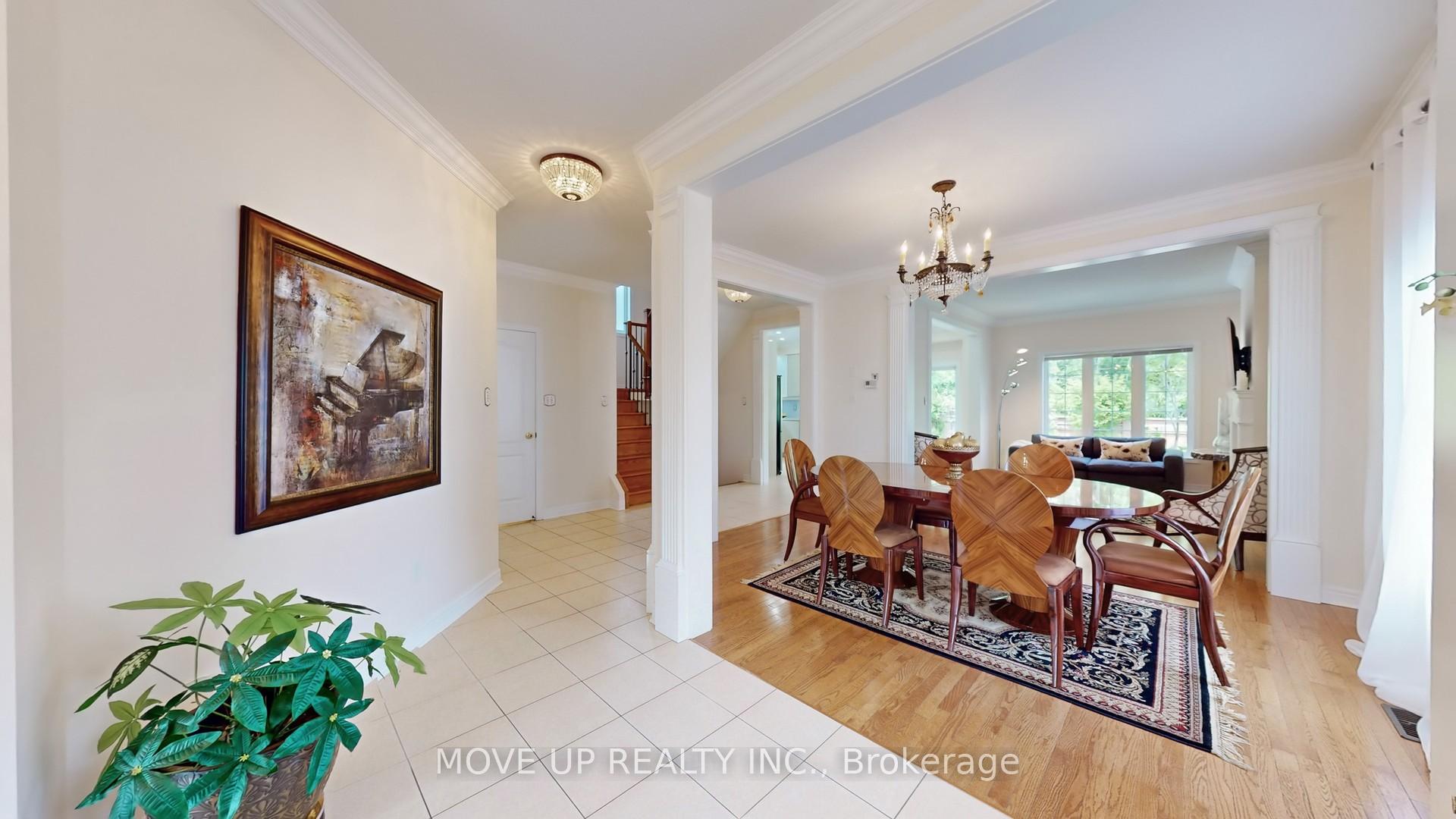 Photo 5 of 84 Santa Amato Crescent, Vaughan, Patterson — HOMEH