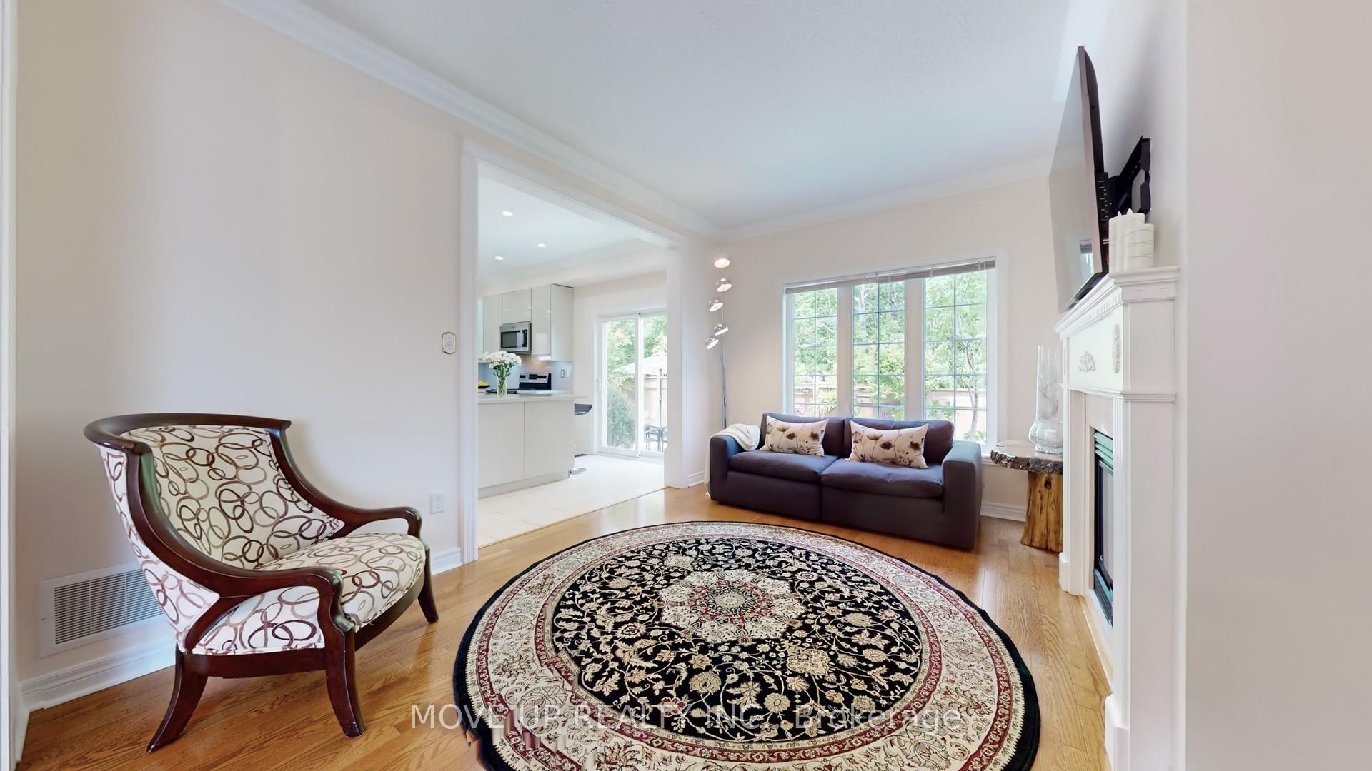 Photo 6 of 84 Santa Amato Crescent, Vaughan, Patterson — HOMEH