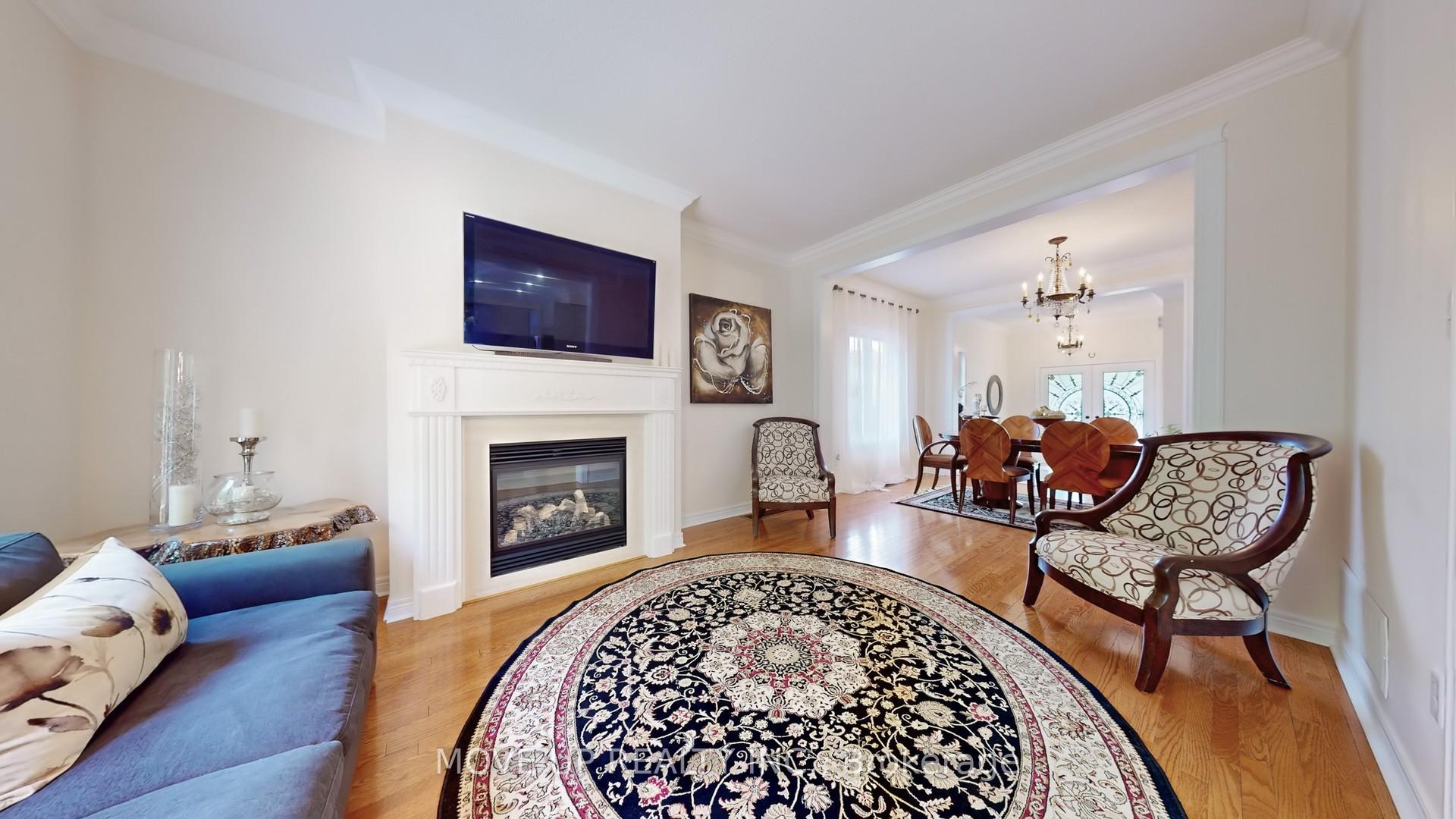 Photo 8 of 84 Santa Amato Crescent, Vaughan, Patterson — HOMEH