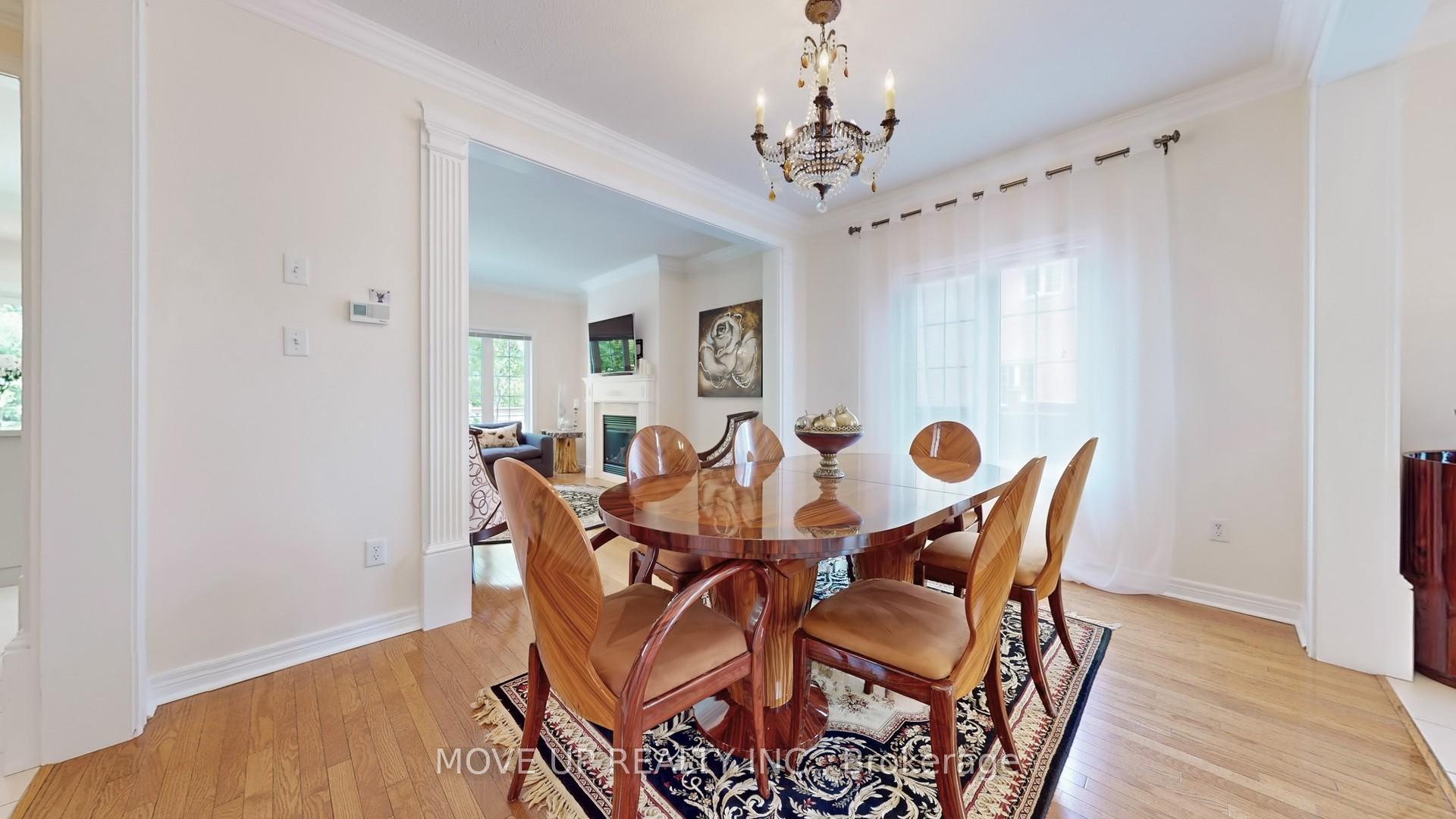 Photo 12 of 84 Santa Amato Crescent, Vaughan, Patterson — HOMEH