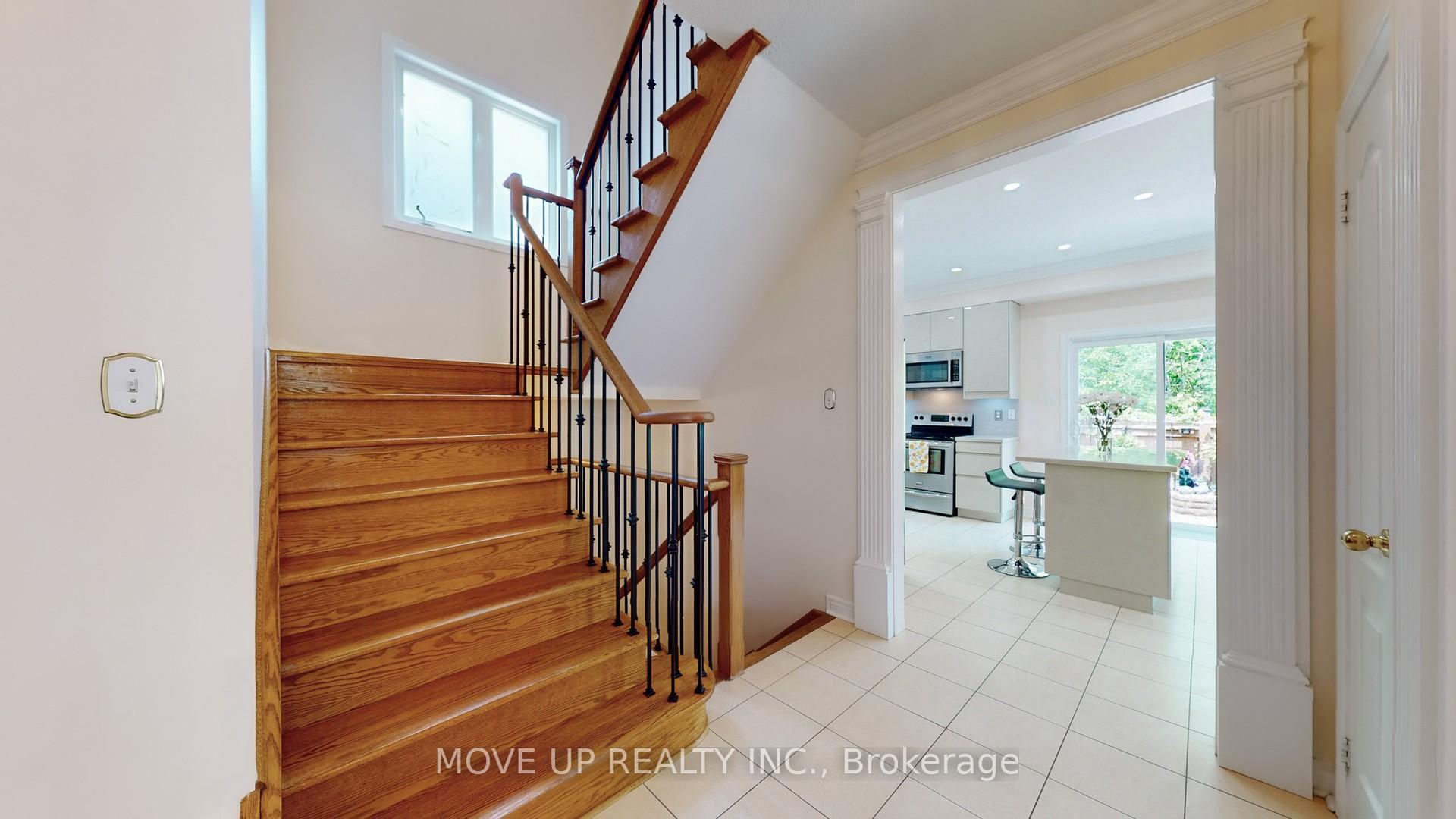 Photo 22 of 84 Santa Amato Crescent, Vaughan, Patterson — HOMEH