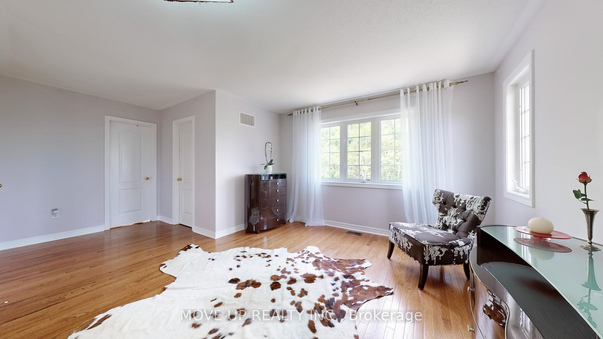 Photo 25 of 84 Santa Amato Crescent, Vaughan, Patterson — HOMEH