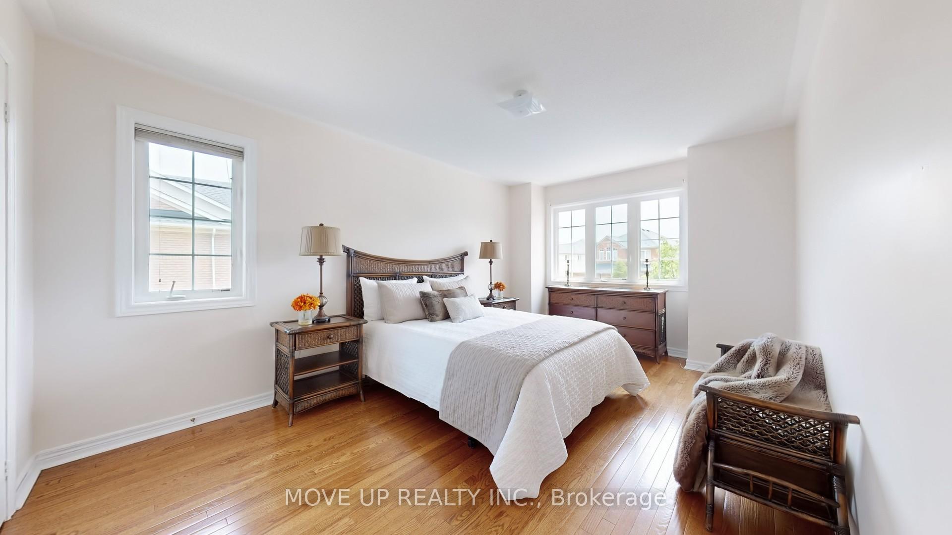 Photo 30 of 84 Santa Amato Crescent, Vaughan, Patterson — HOMEH