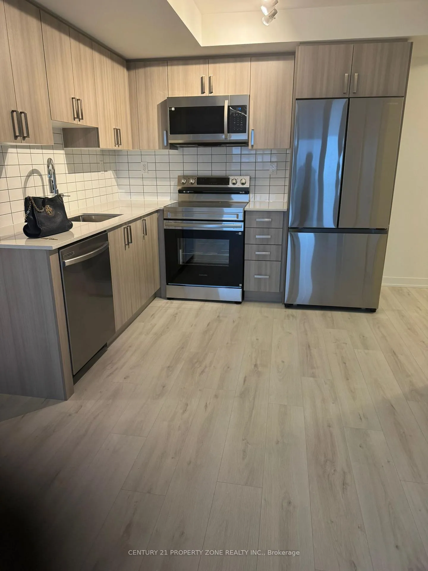 Photo 1 of Unit 411, 1010 Sandy Beach Road, Pickering, Bay Ridges — HOMEH